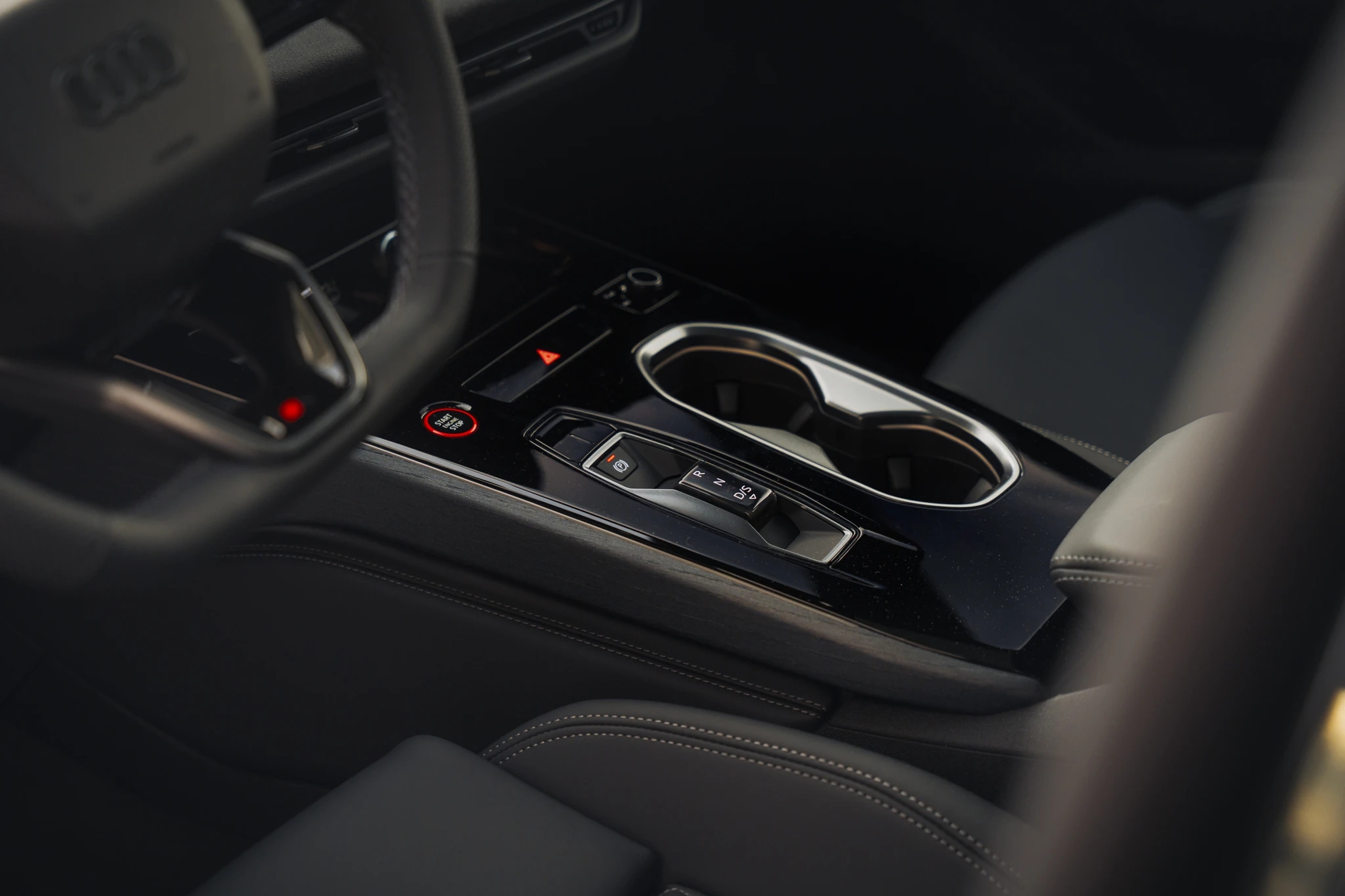 Wyprzedaż rocznika 2024 AUDI a6