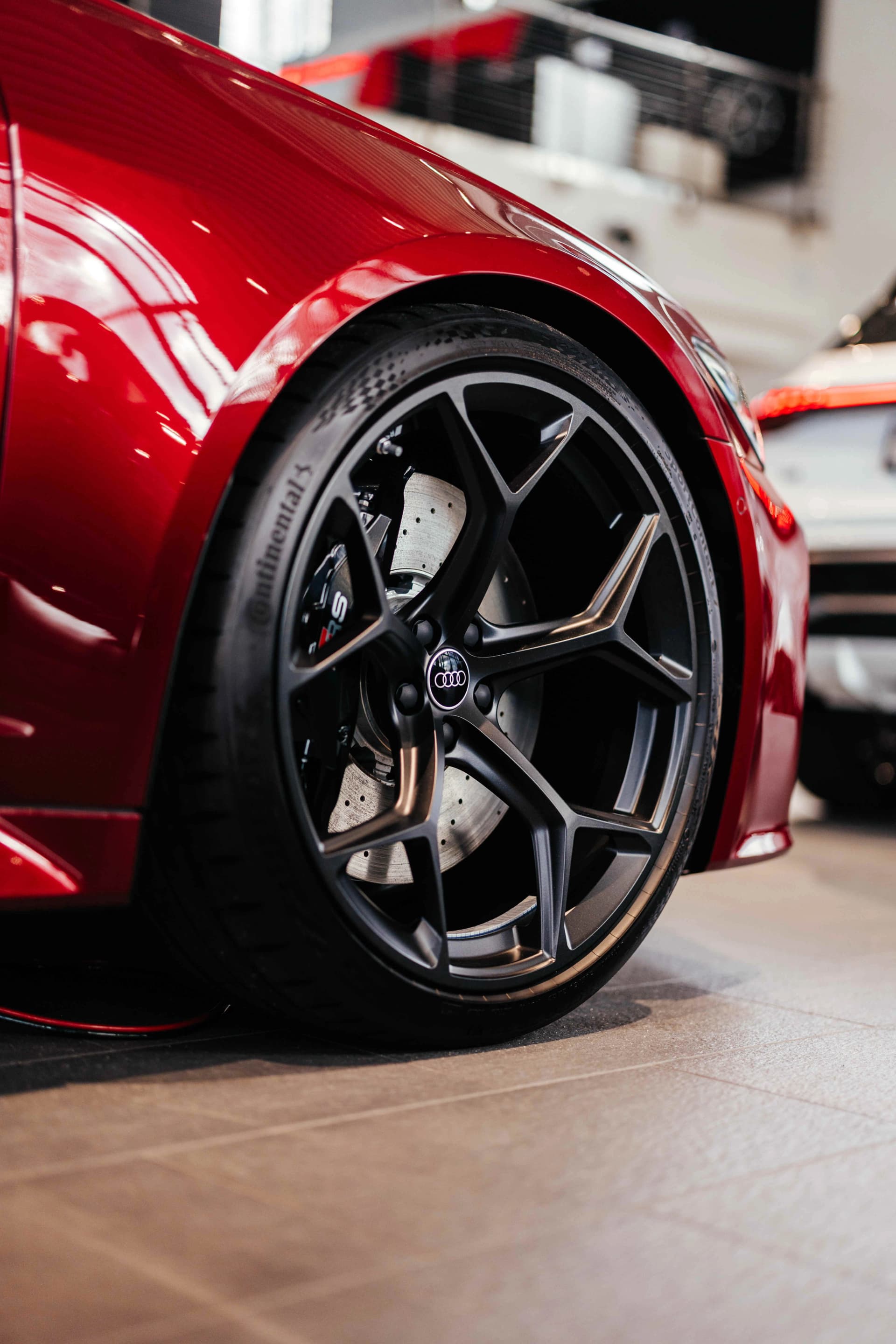 Zbliżenie na felgę