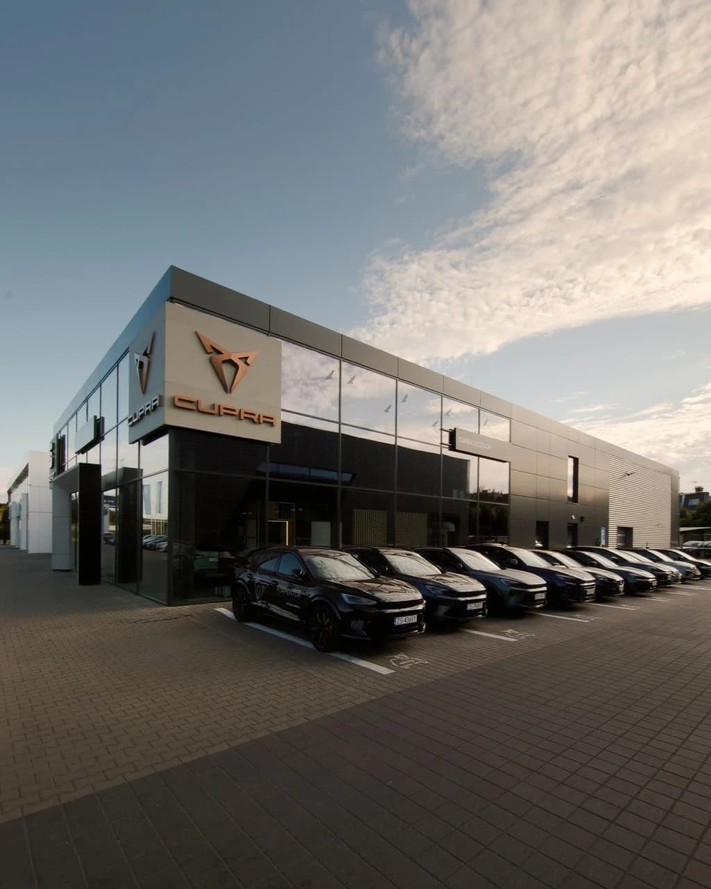 Modele CUPRA przed CUPRA Studio Szczecin