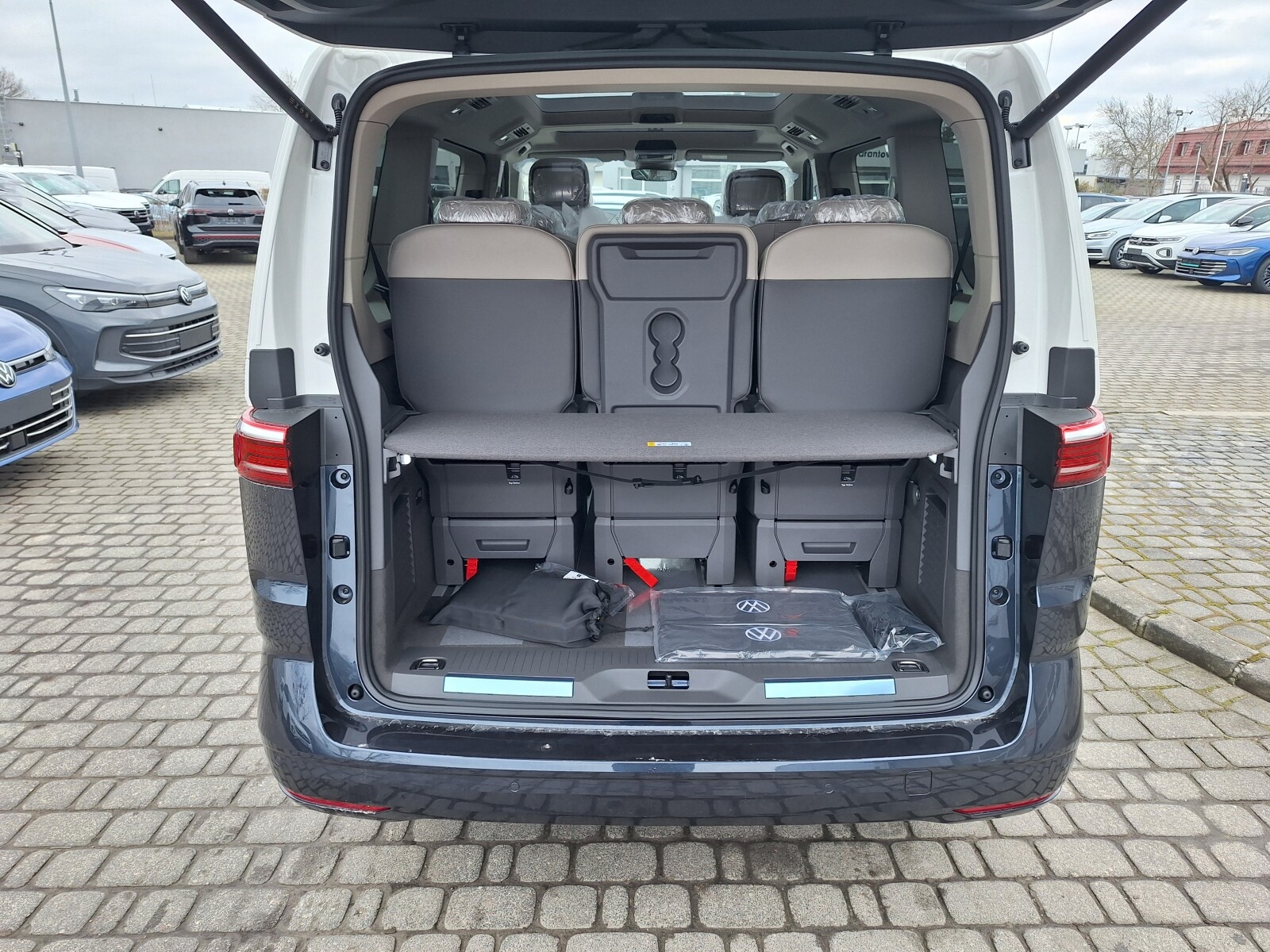 Volkswagen Nowy Multivan