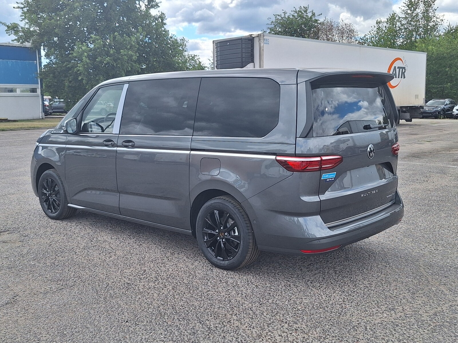 Volkswagen Nowy Multivan