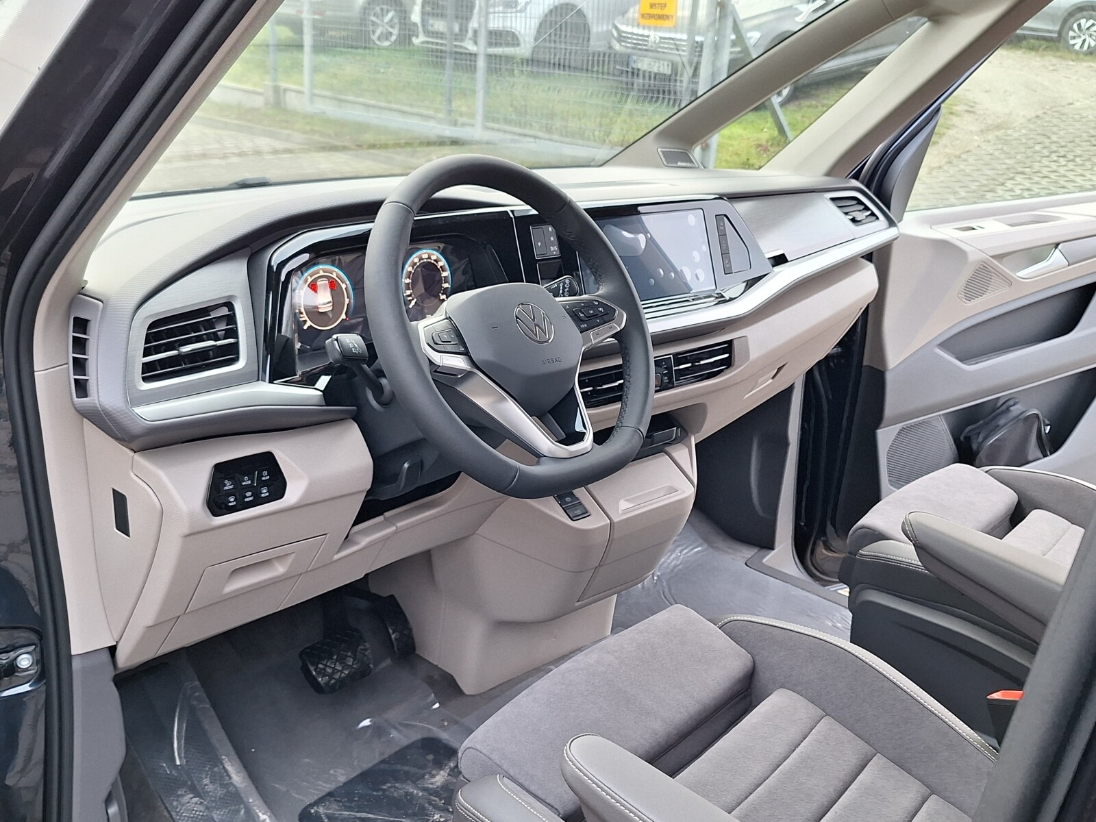 Volkswagen Nowy Multivan