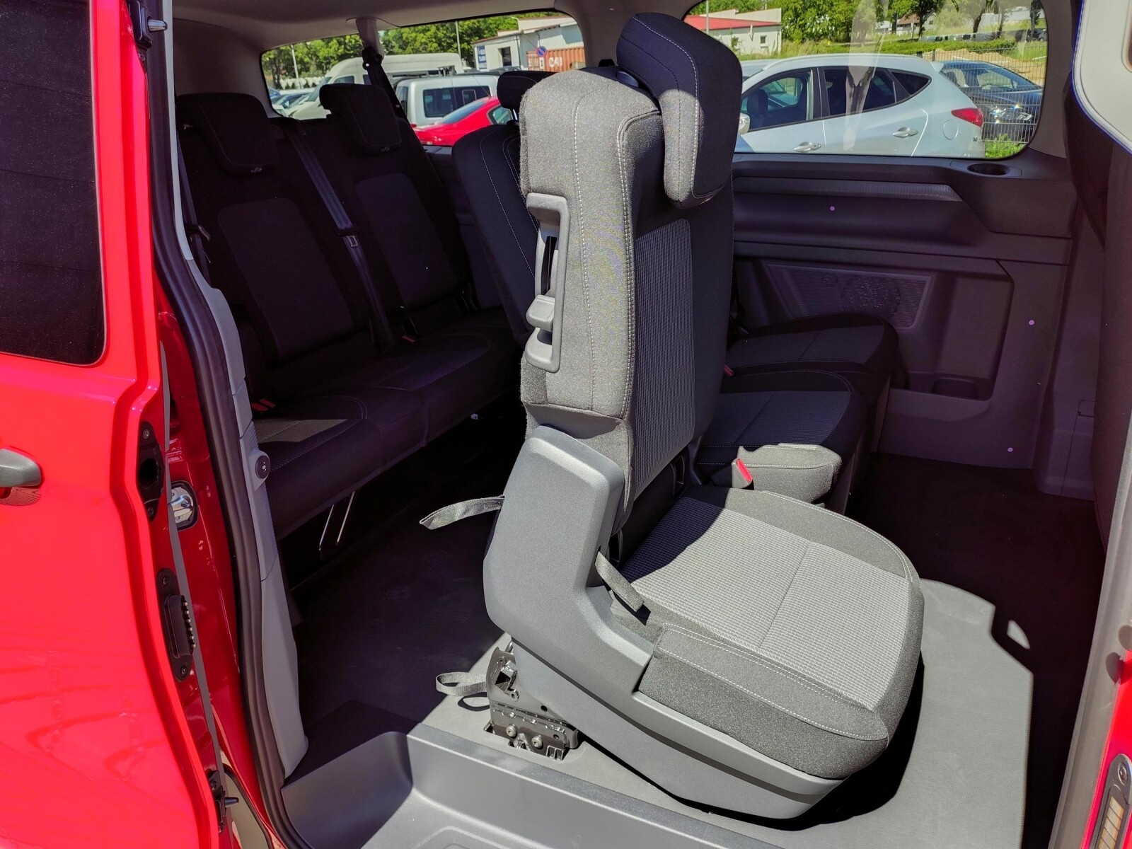 Volkswagen Caravelle