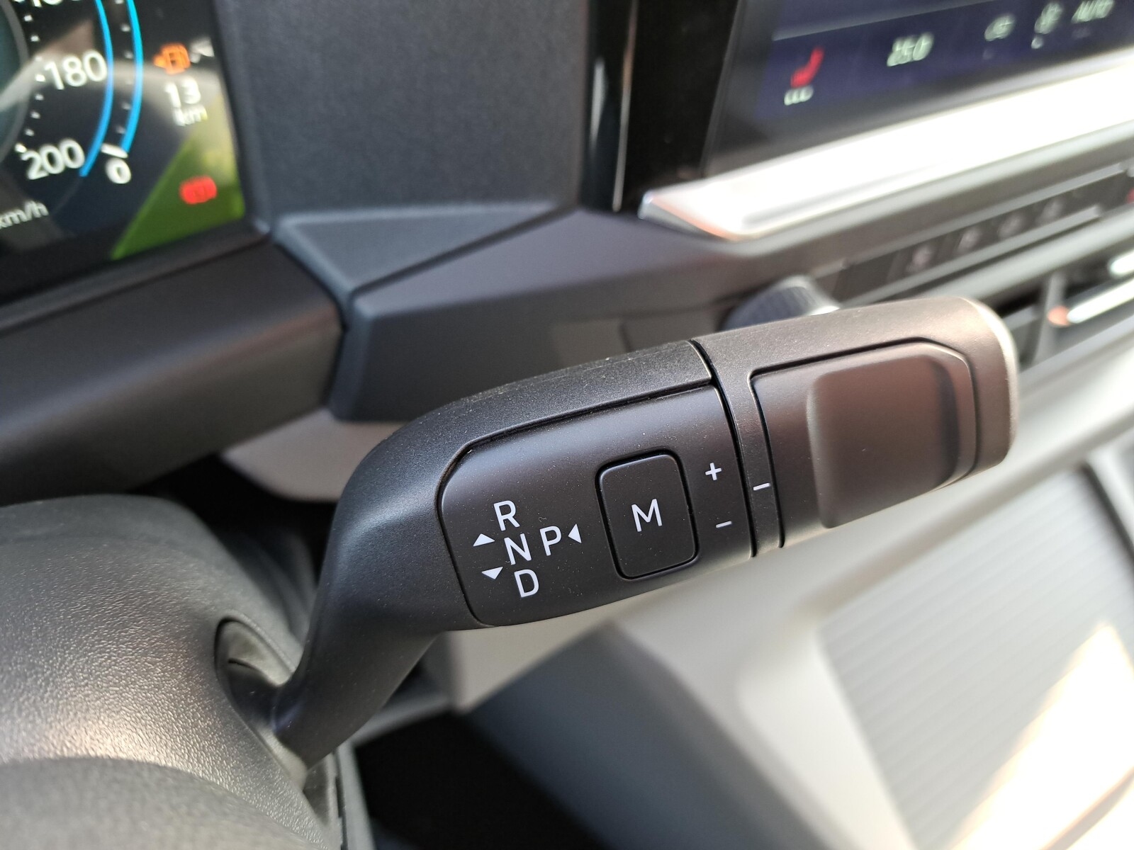 Volkswagen Nowa Caravelle