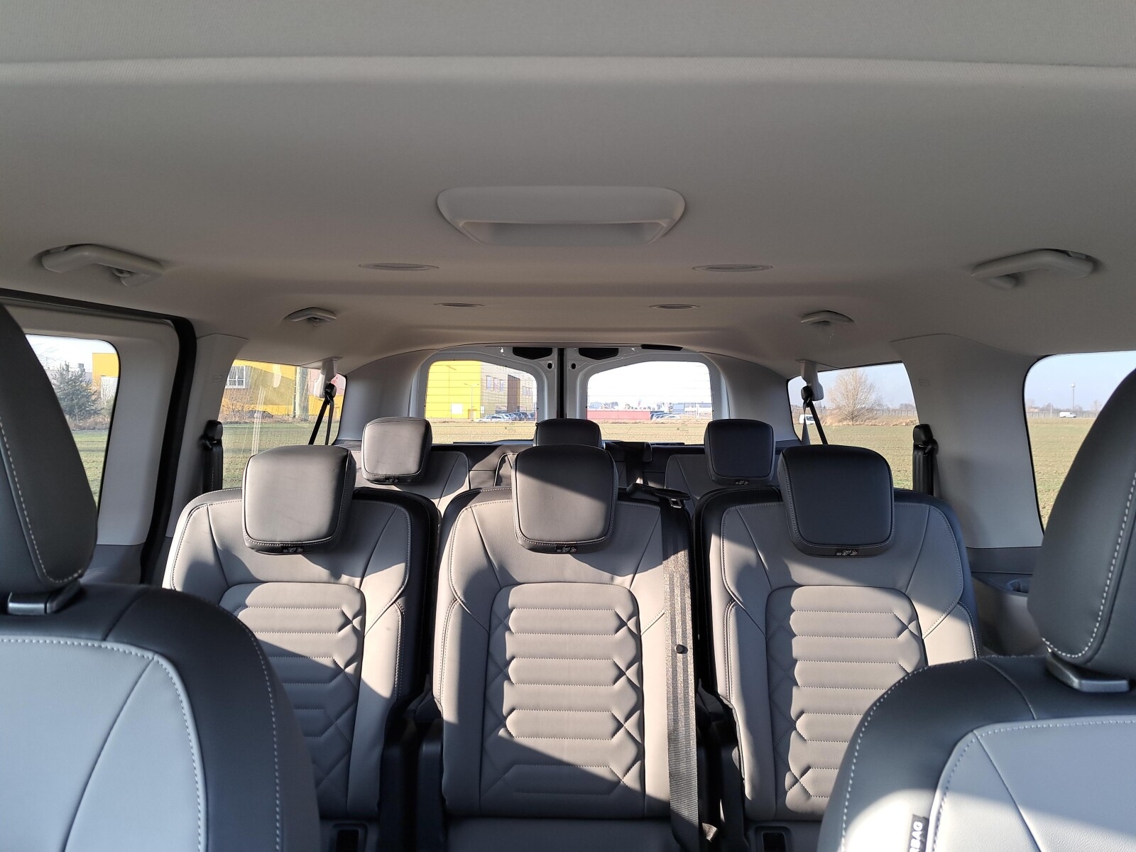 Volkswagen Nowa Caravelle