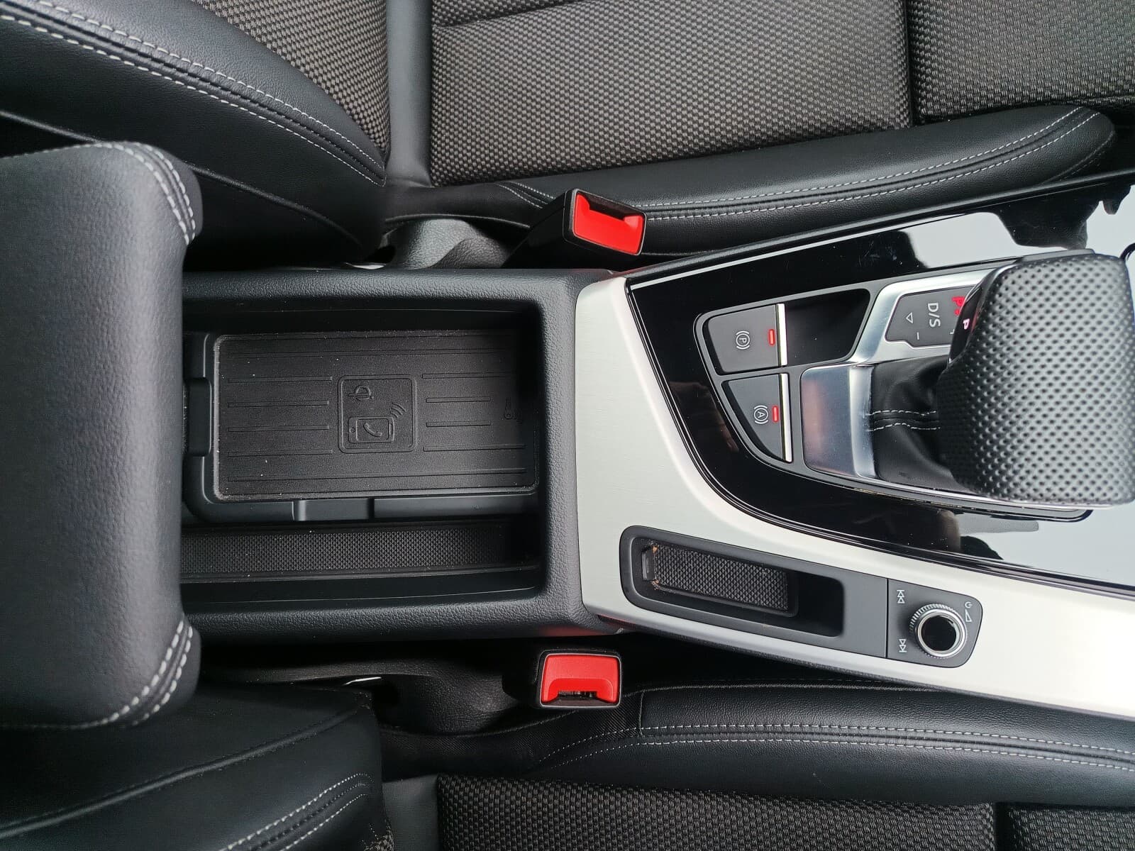 Audi A4 Limousine