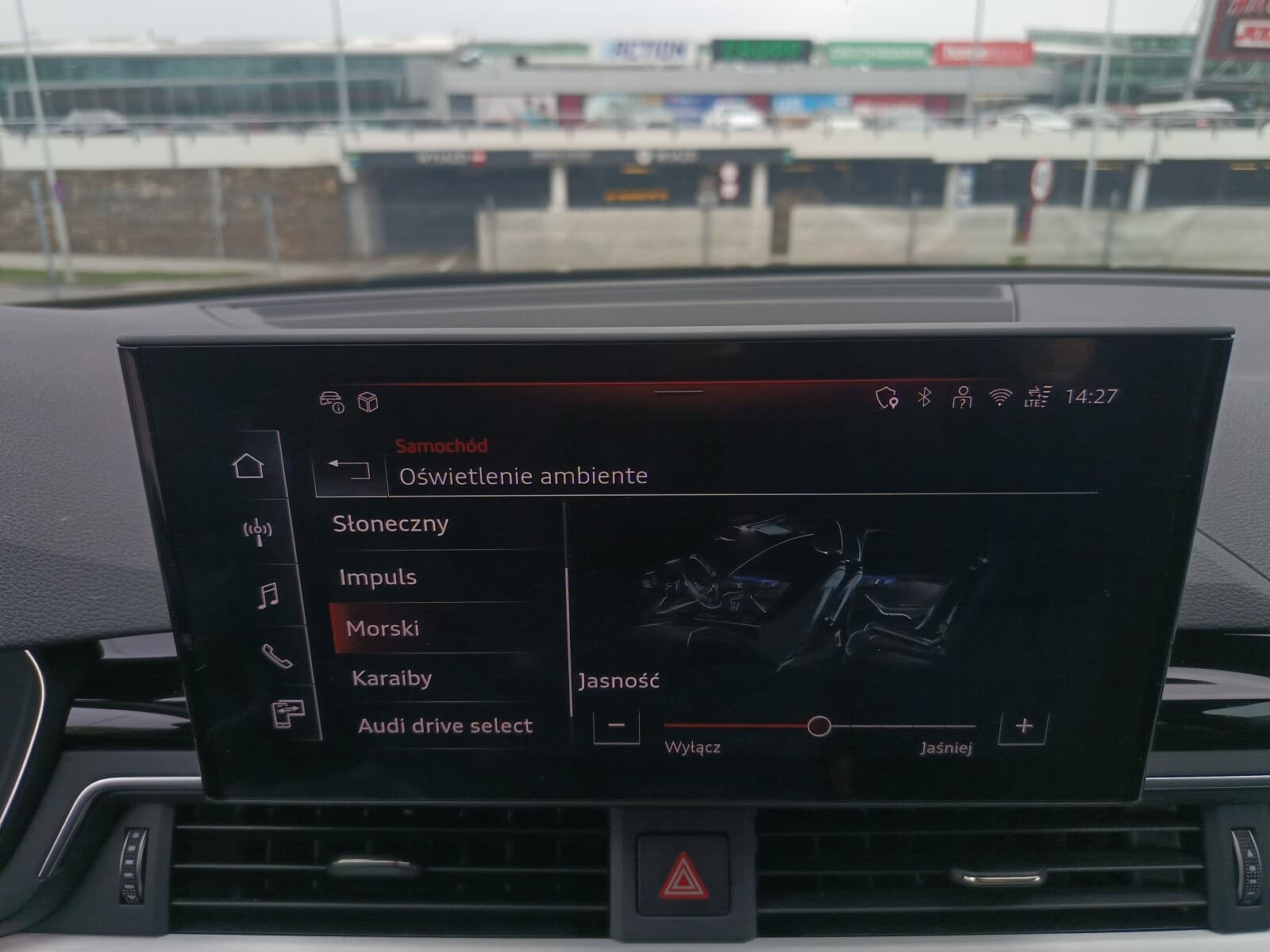 Audi A4 Limousine