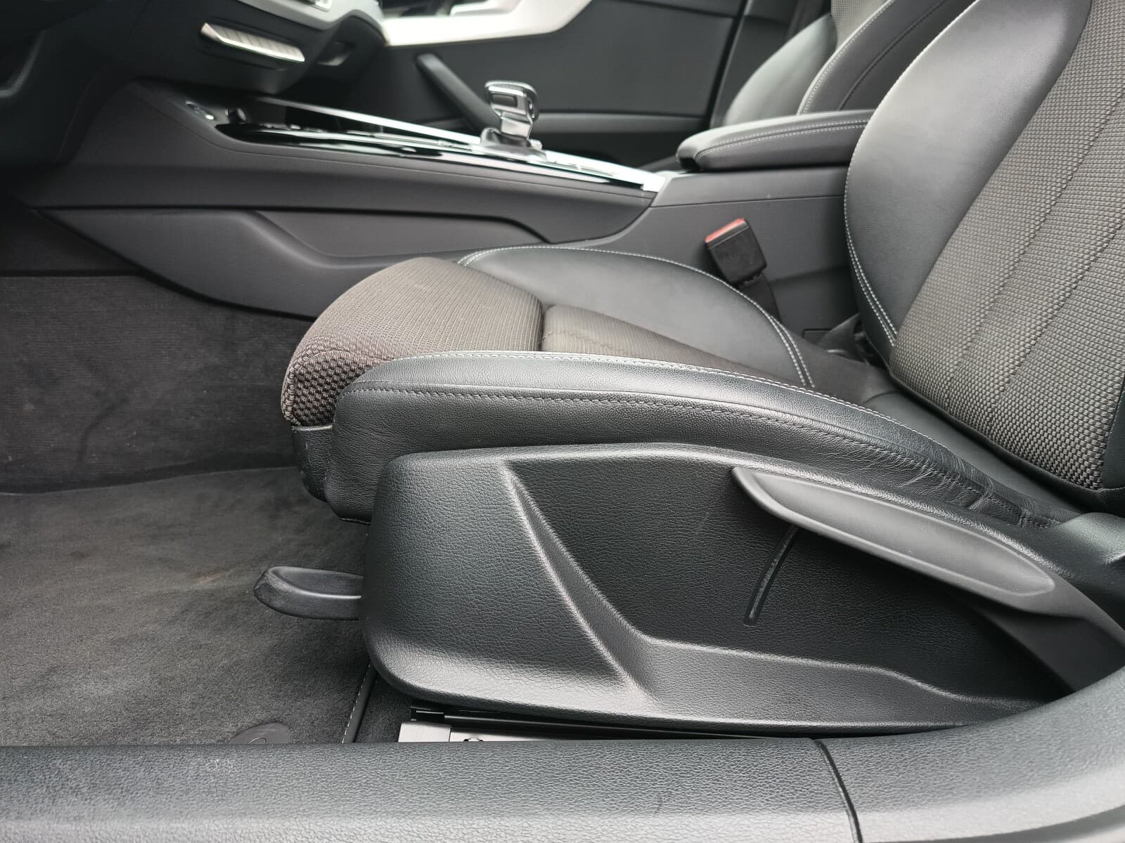 Audi A4 Limousine