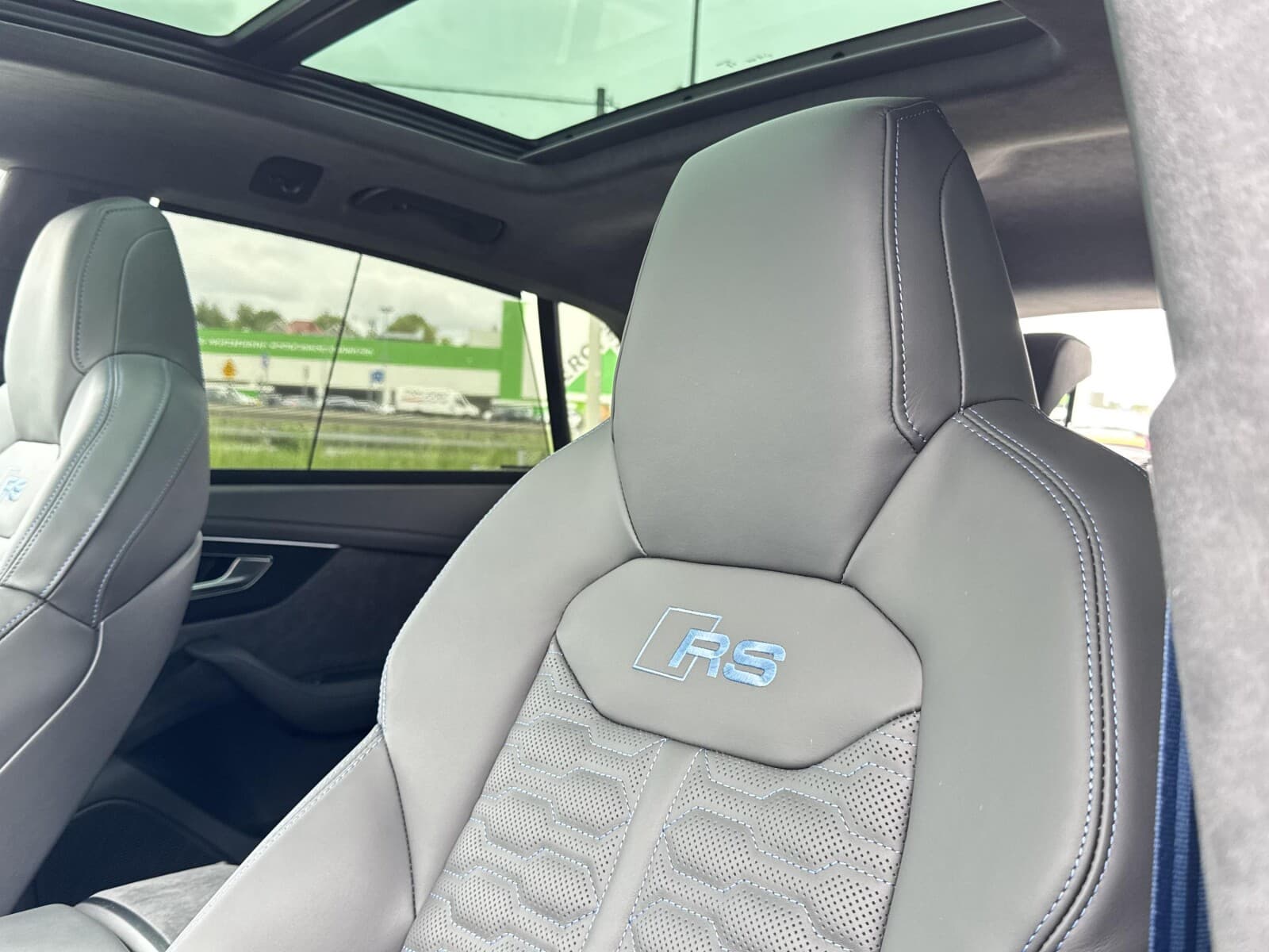 Audi RS Q8