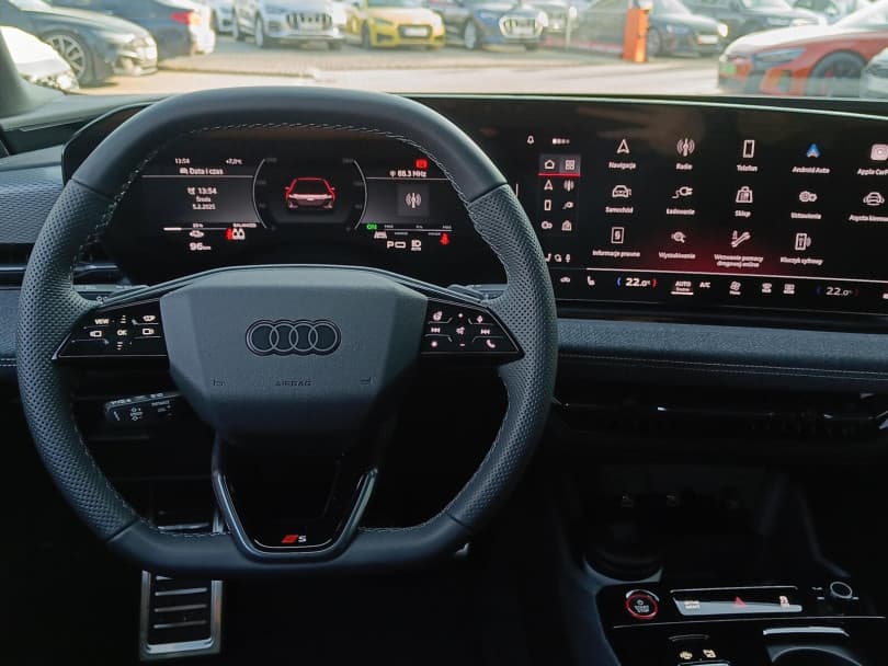 Audi A6 Avant e-tron 2024
