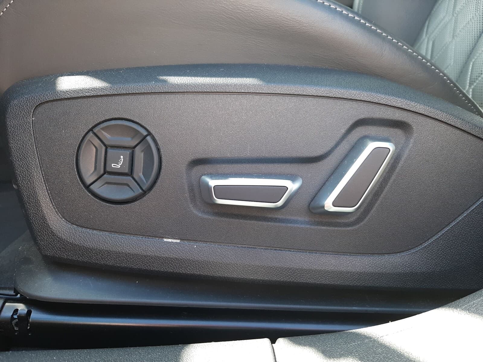 Audi A6 Avant e-tron