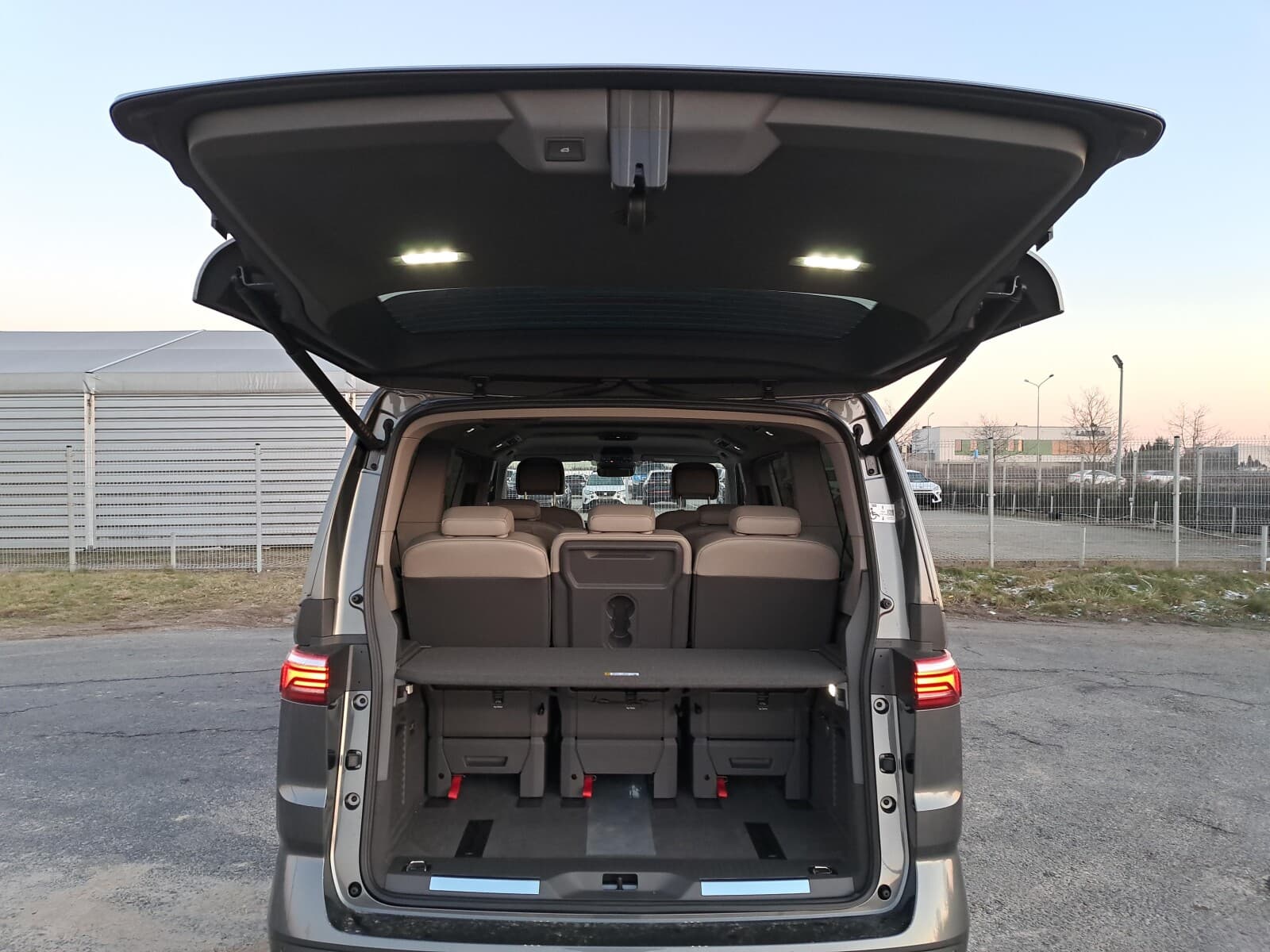 Volkswagen Nowy Multivan