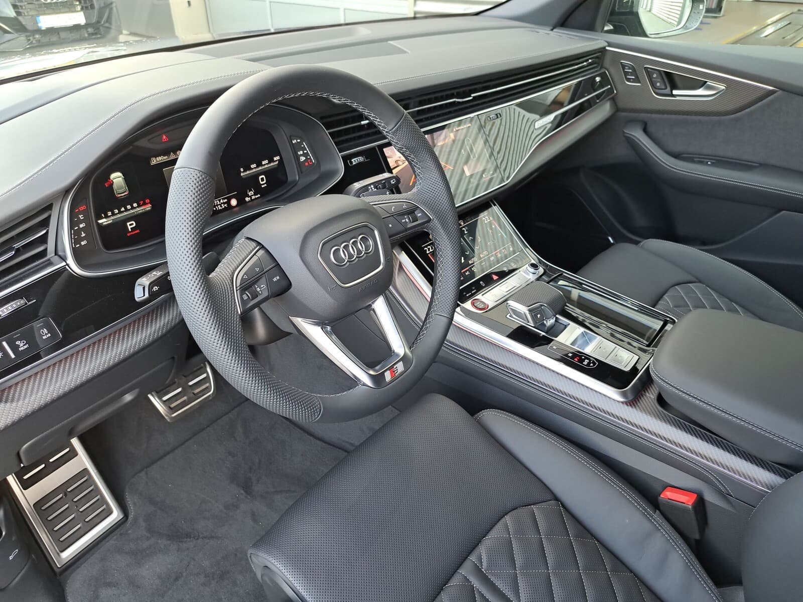 Audi SQ8