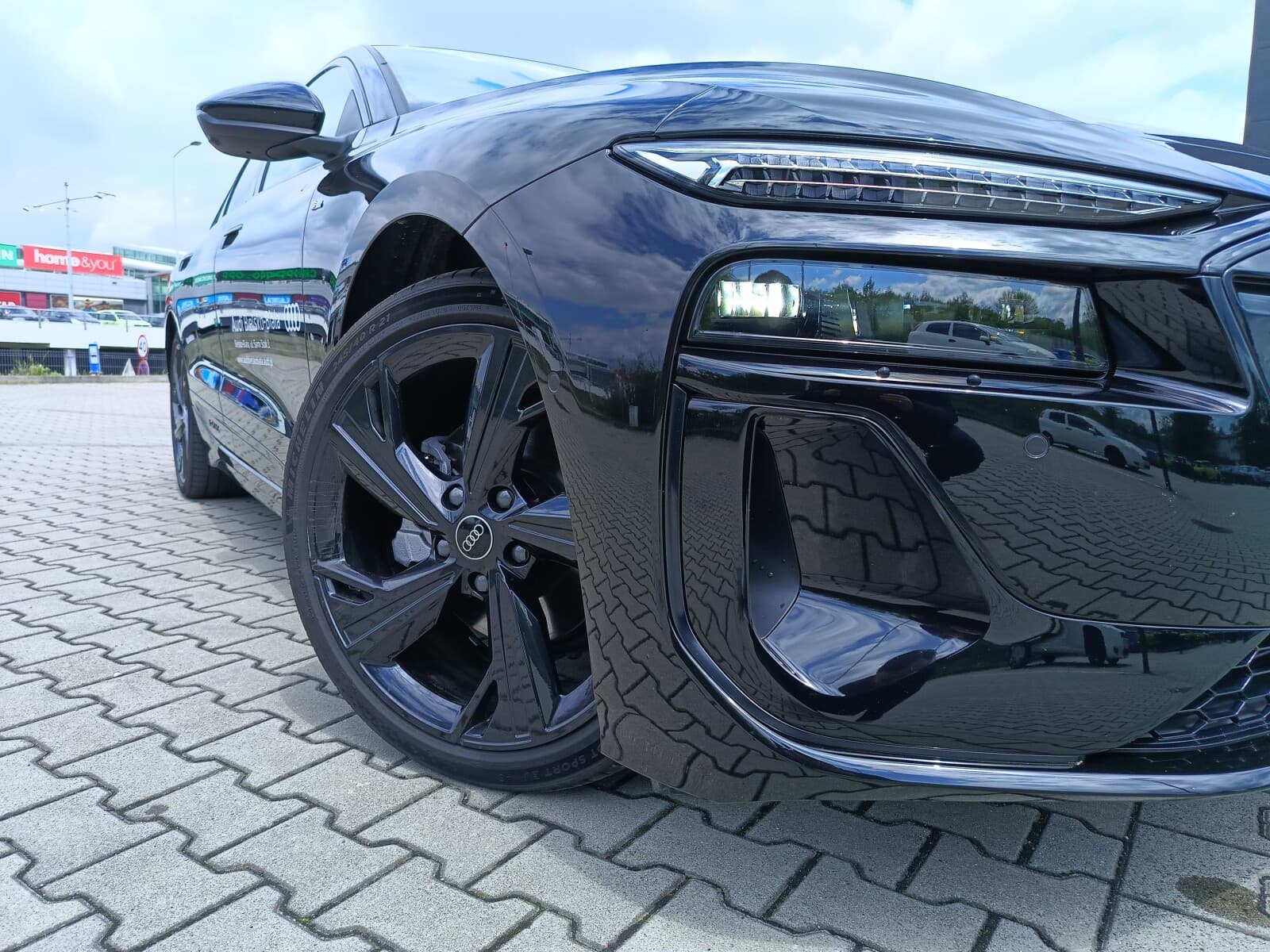 Audi A6 Avant e-tron