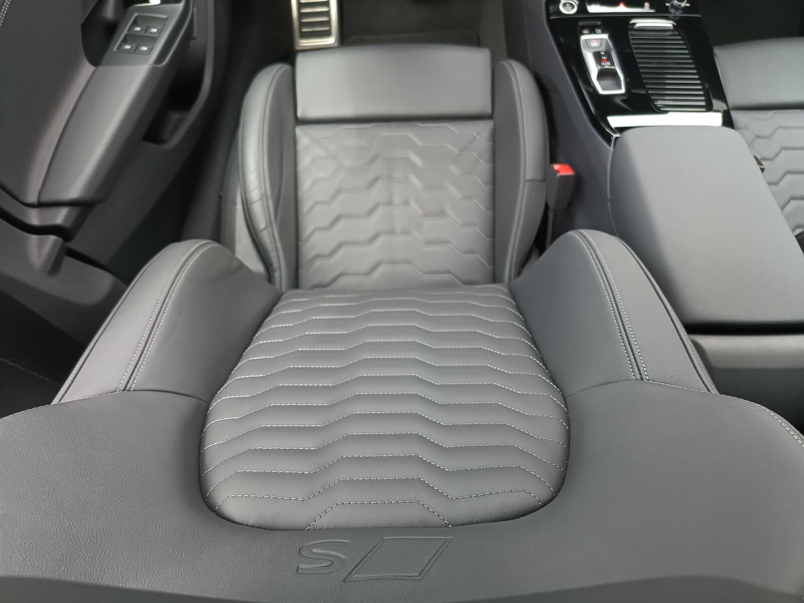 Audi A6 Avant e-tron