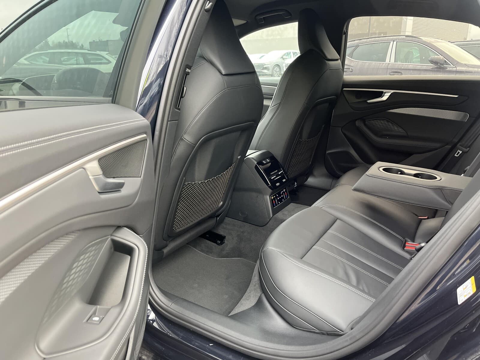Audi A6 Limousine