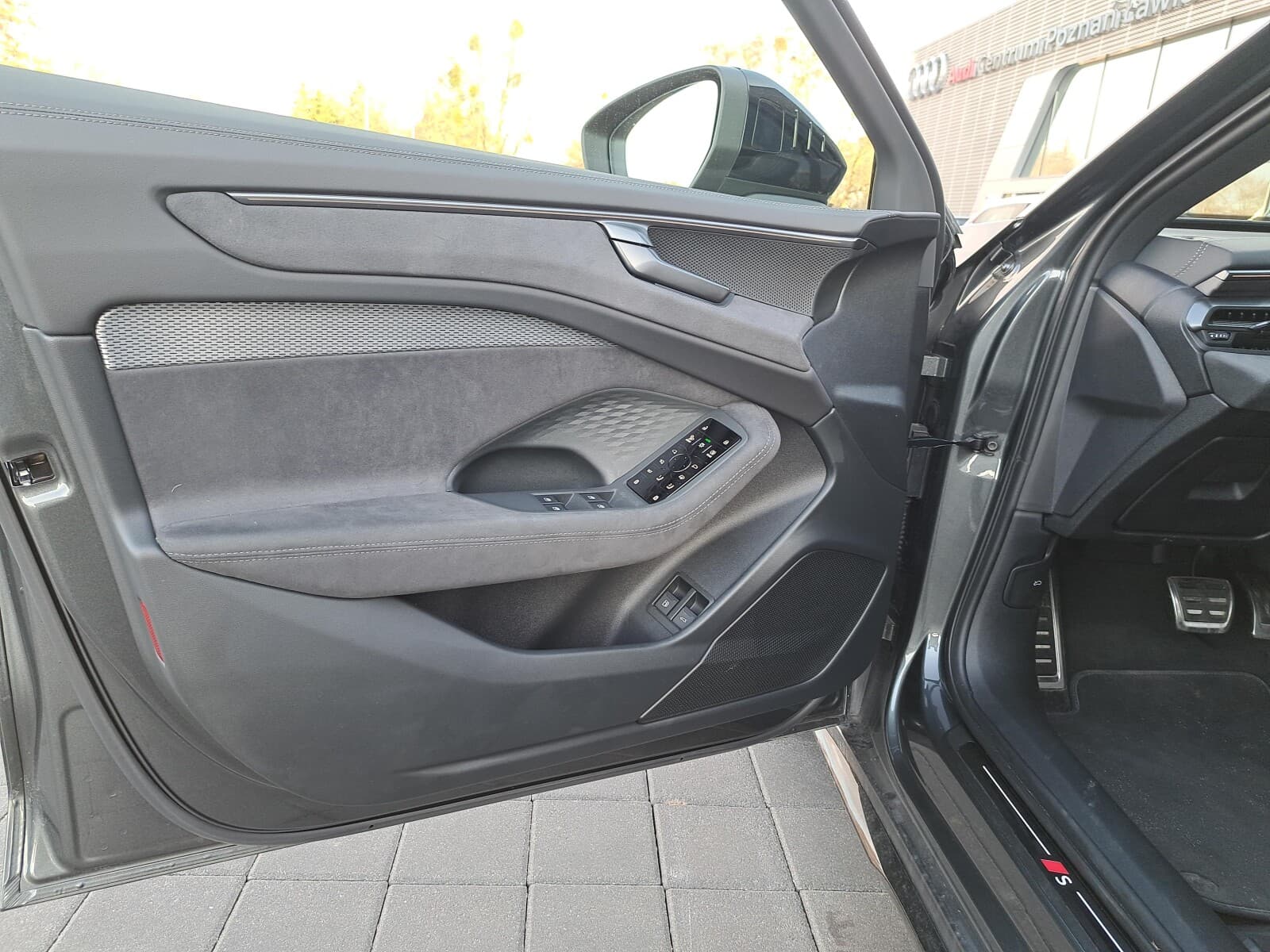 Audi A6 Limousine