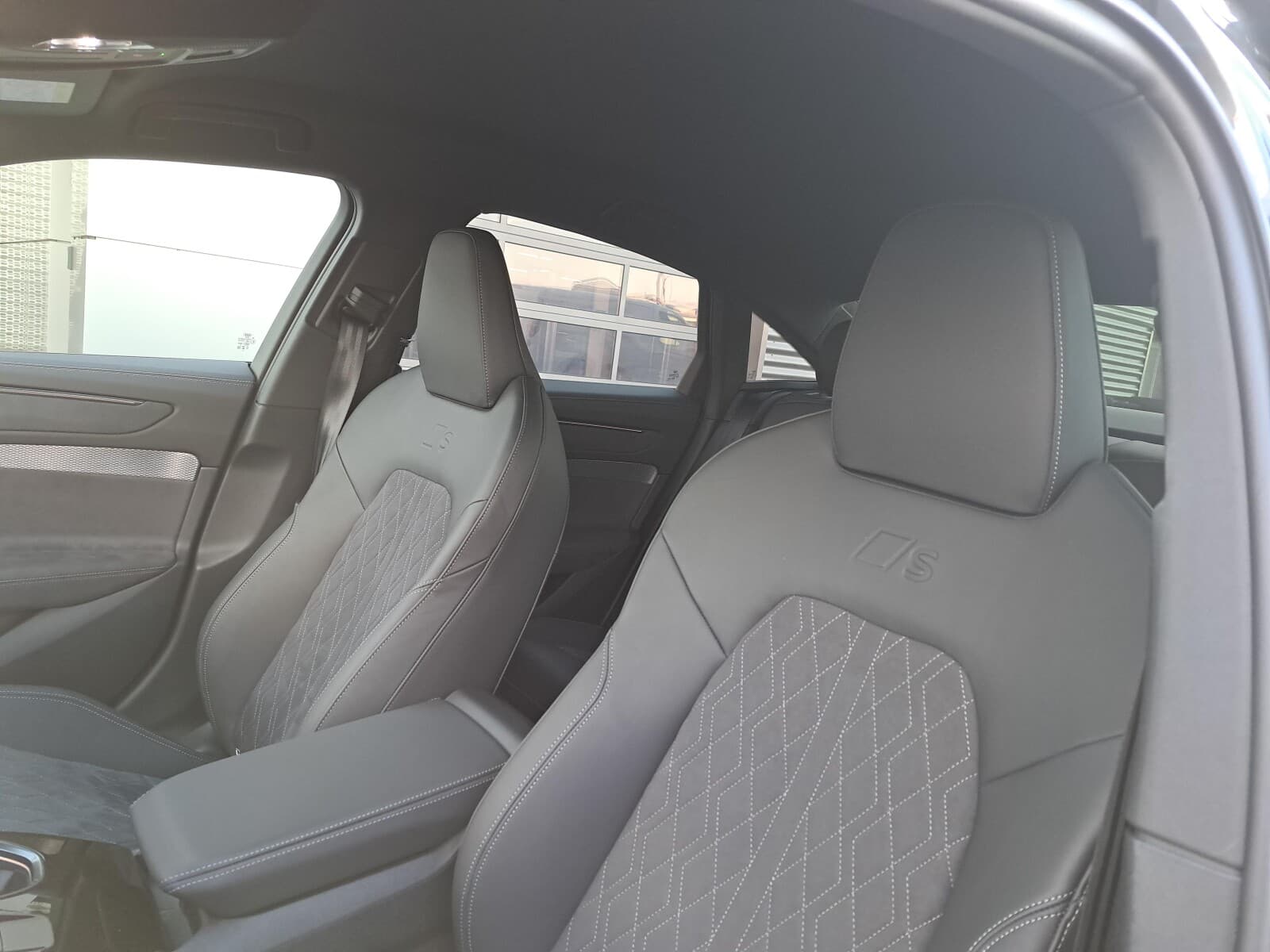 Audi A6 Limousine