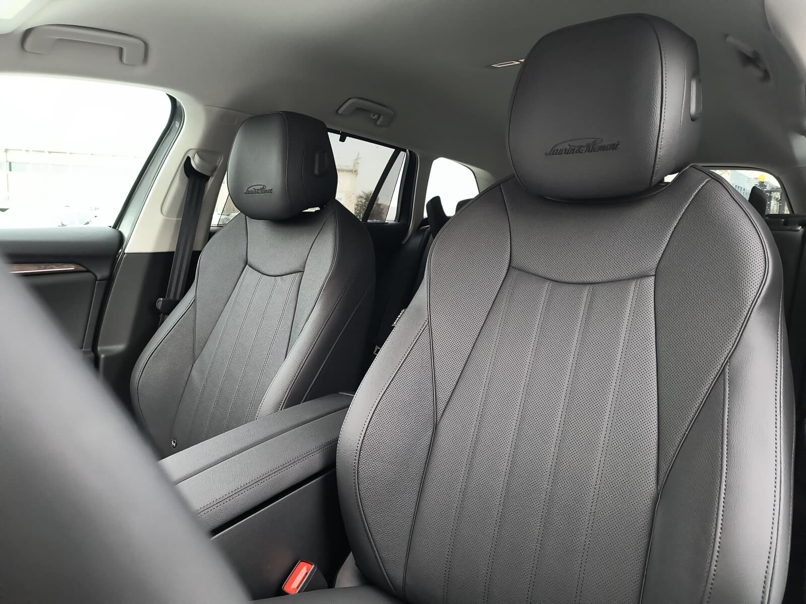 Škoda Superb Combi