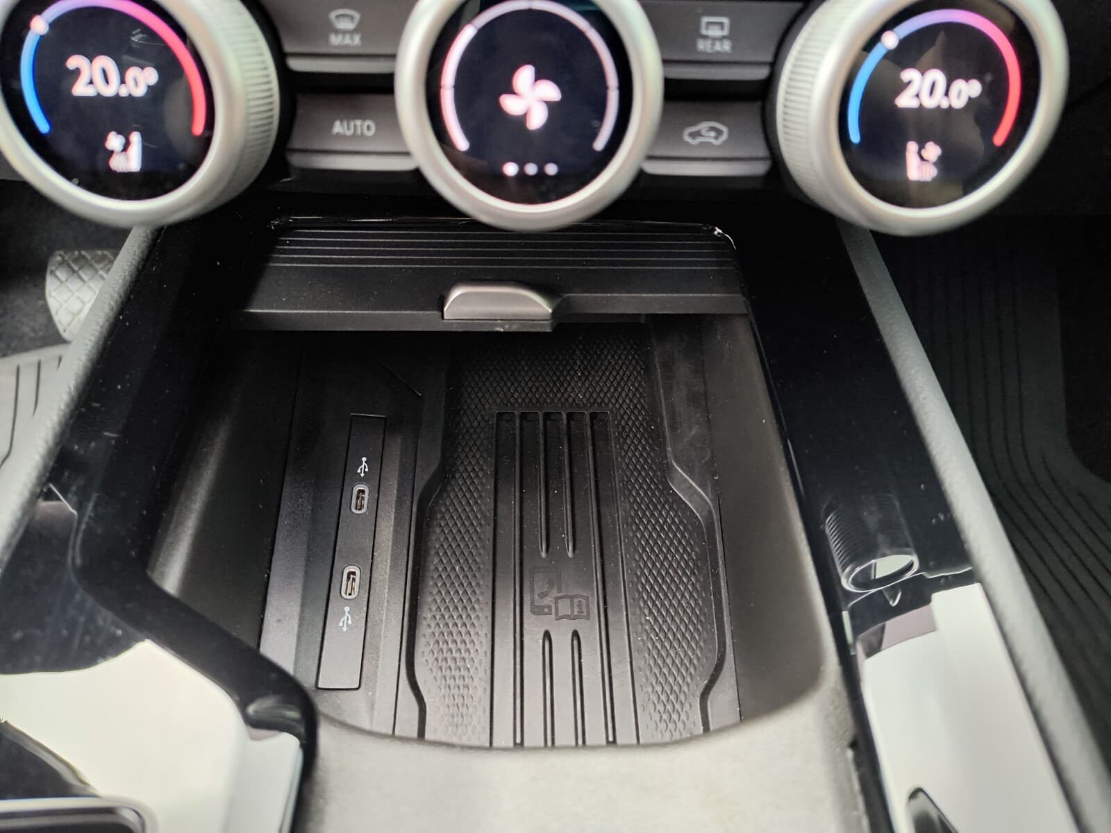 Škoda Superb Combi