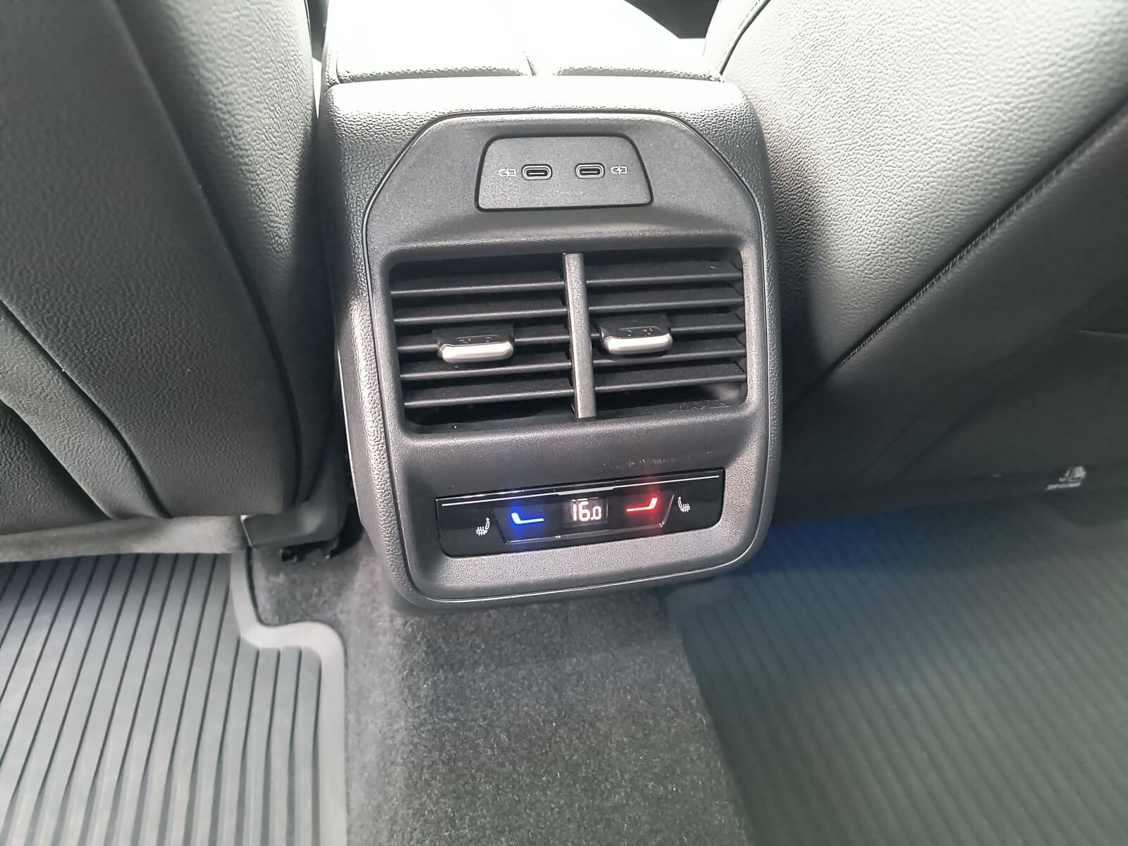 Škoda Superb Combi