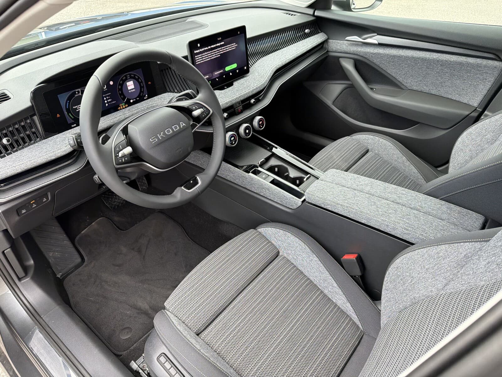Škoda Superb Combi