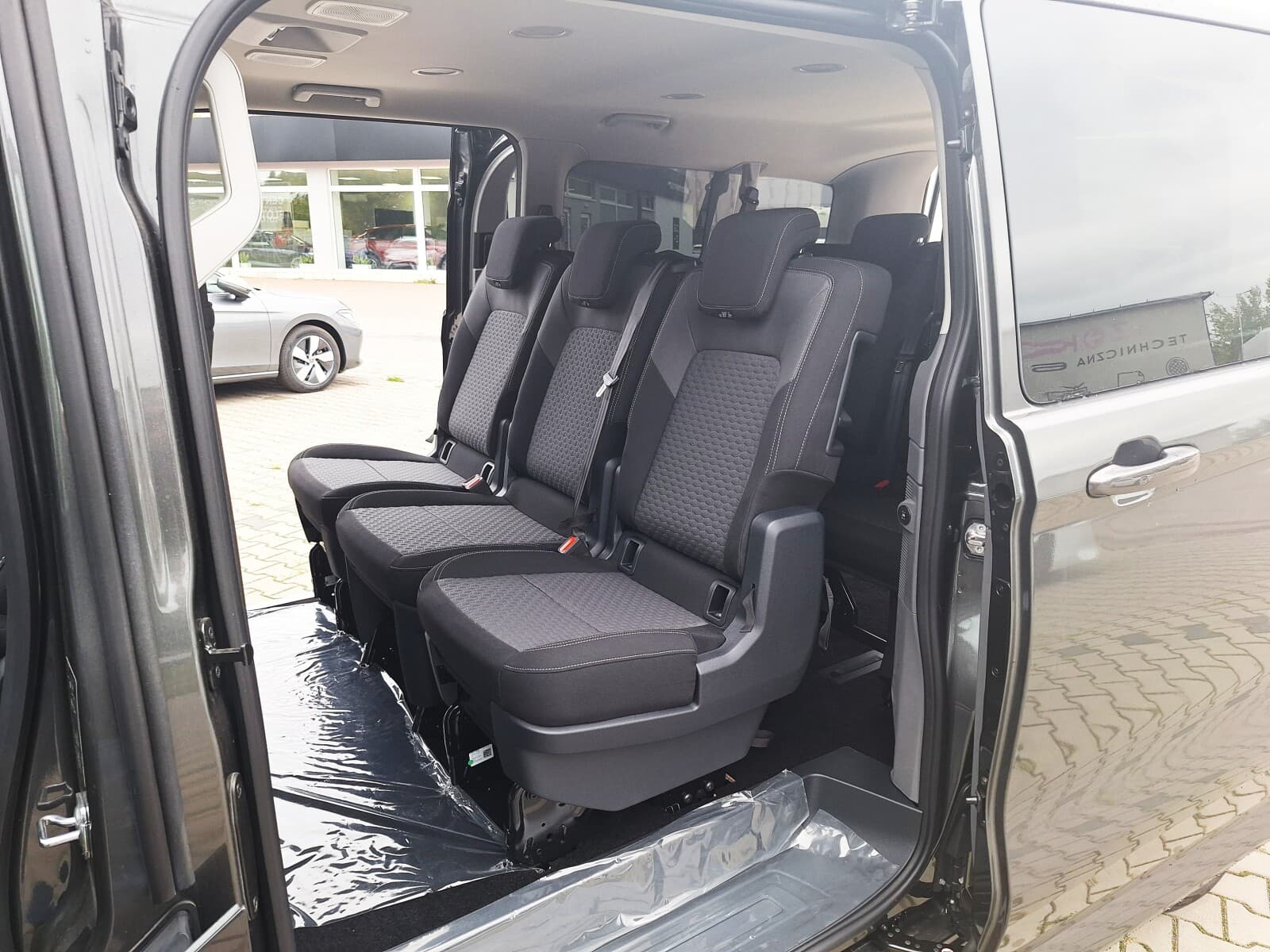Volkswagen Caravelle