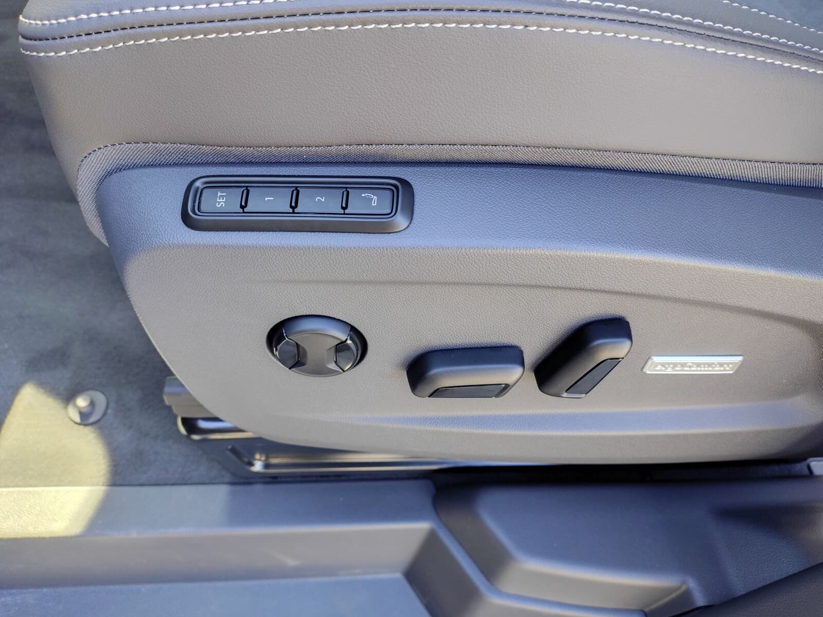 Volkswagen Nowy Multivan