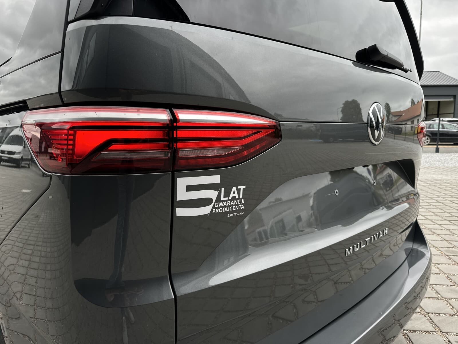 Volkswagen Nowy Multivan