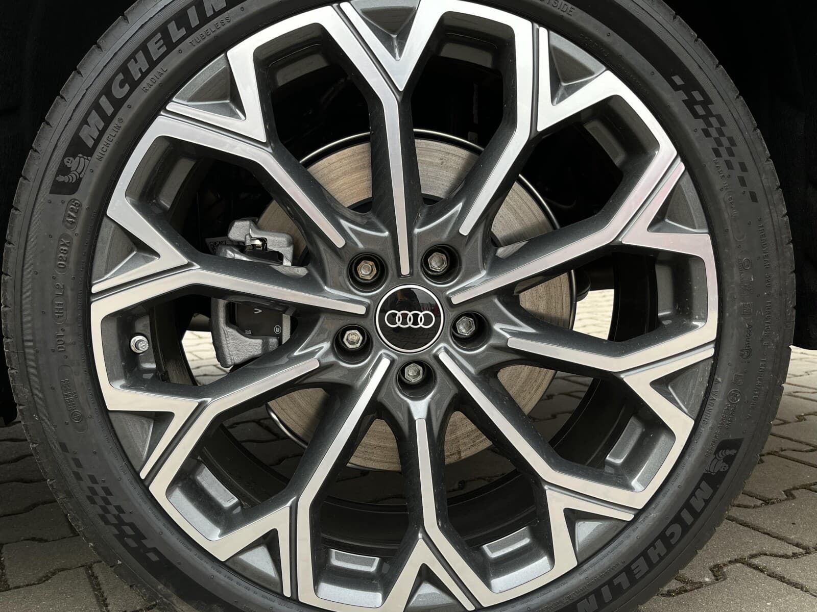 Audi A6 Limousine