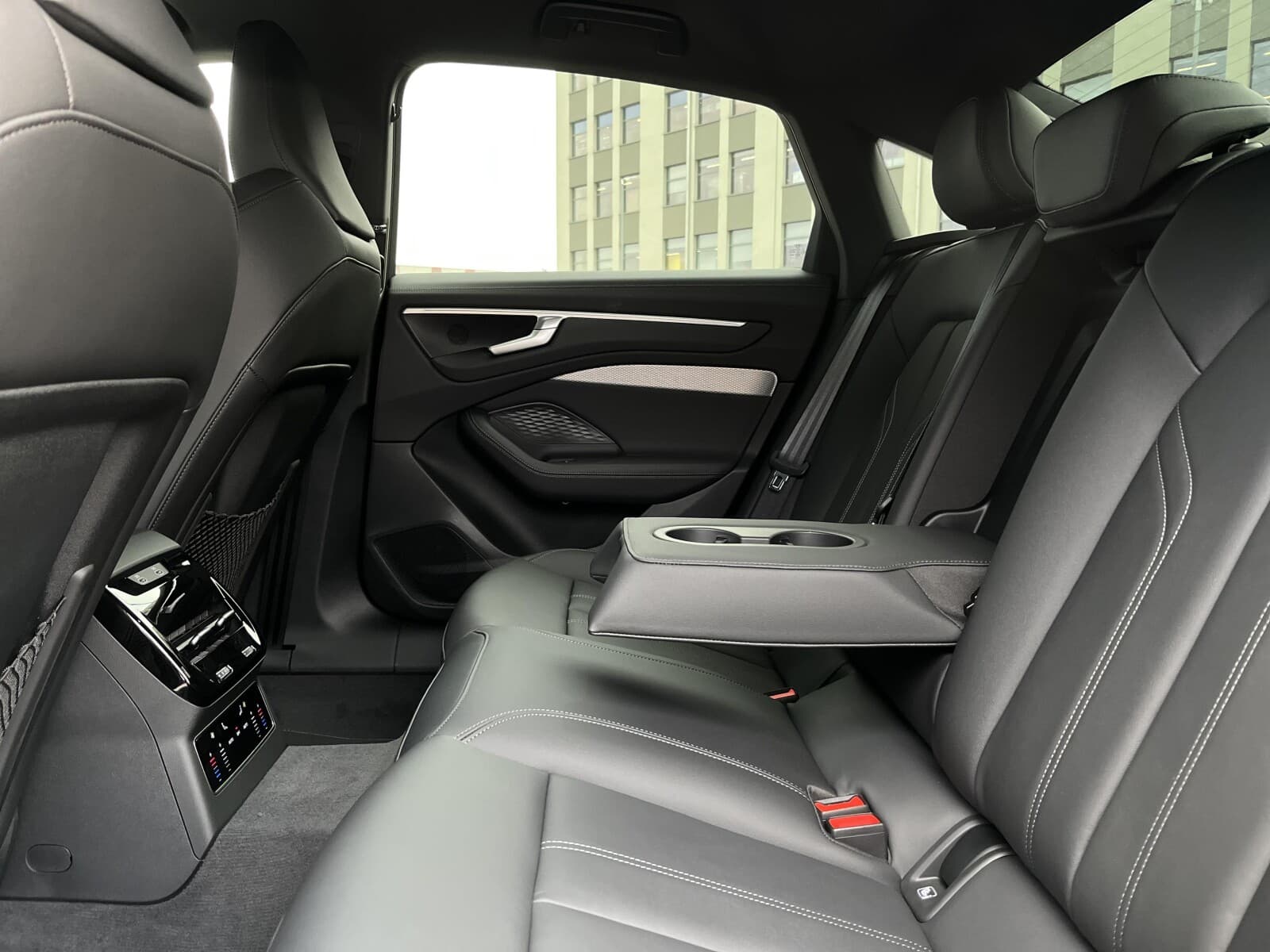 Audi A6 Limousine