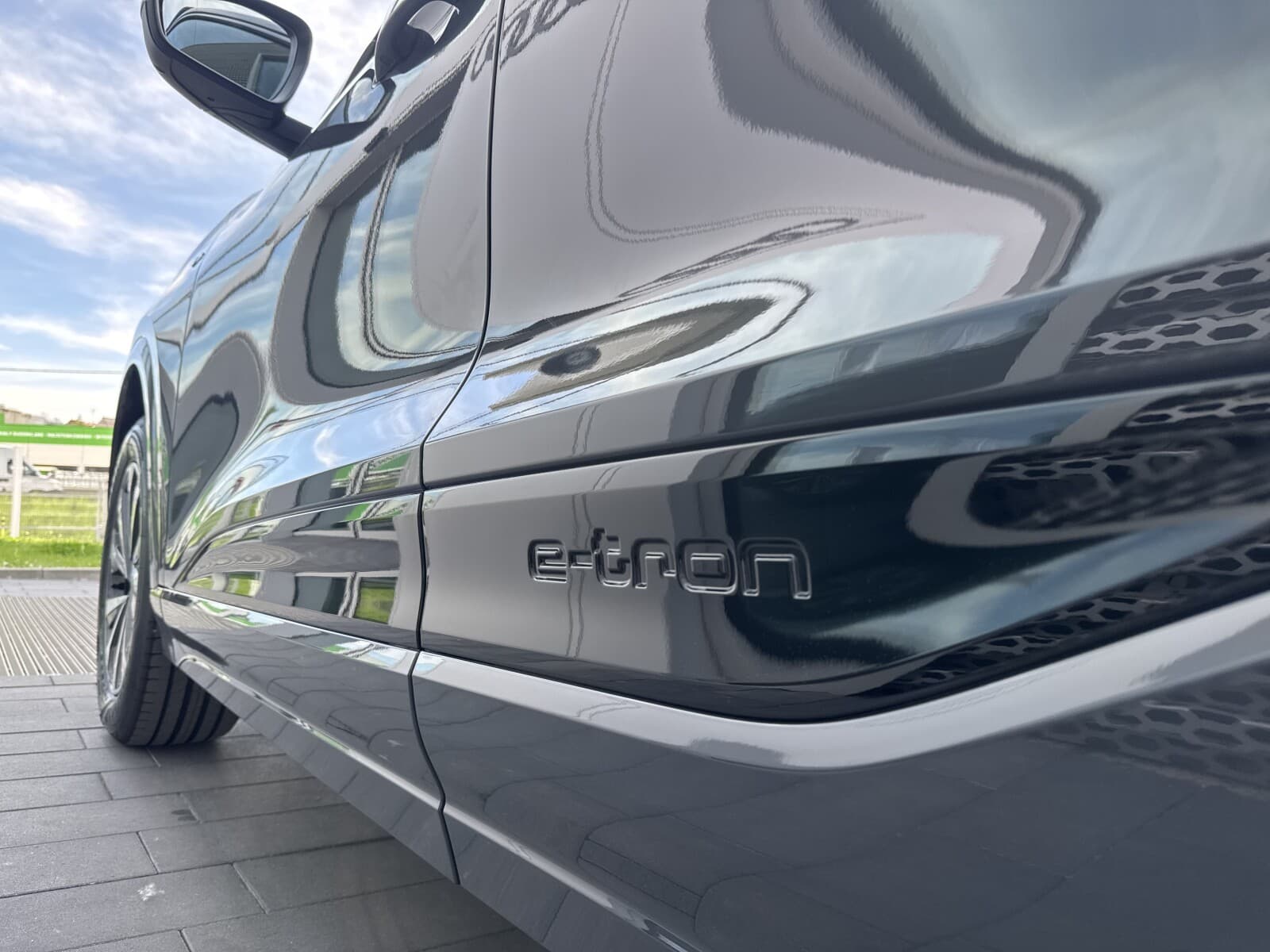 Audi Q6 e-tron