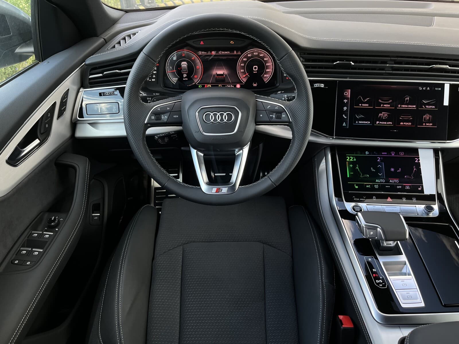Audi Q8