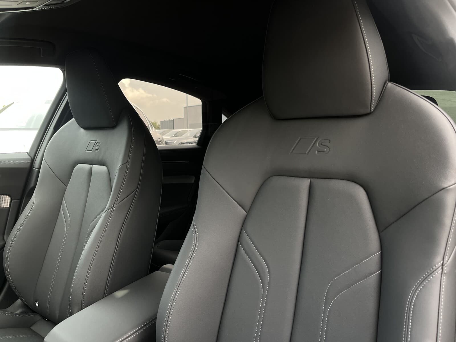Audi A6 Limousine