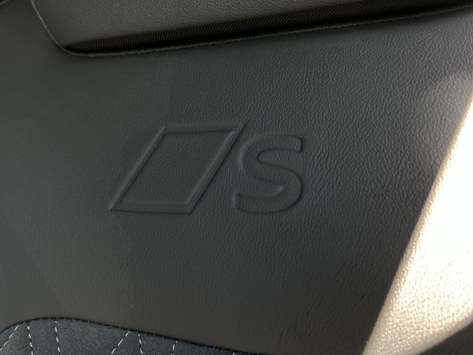 Audi A6 Limousine