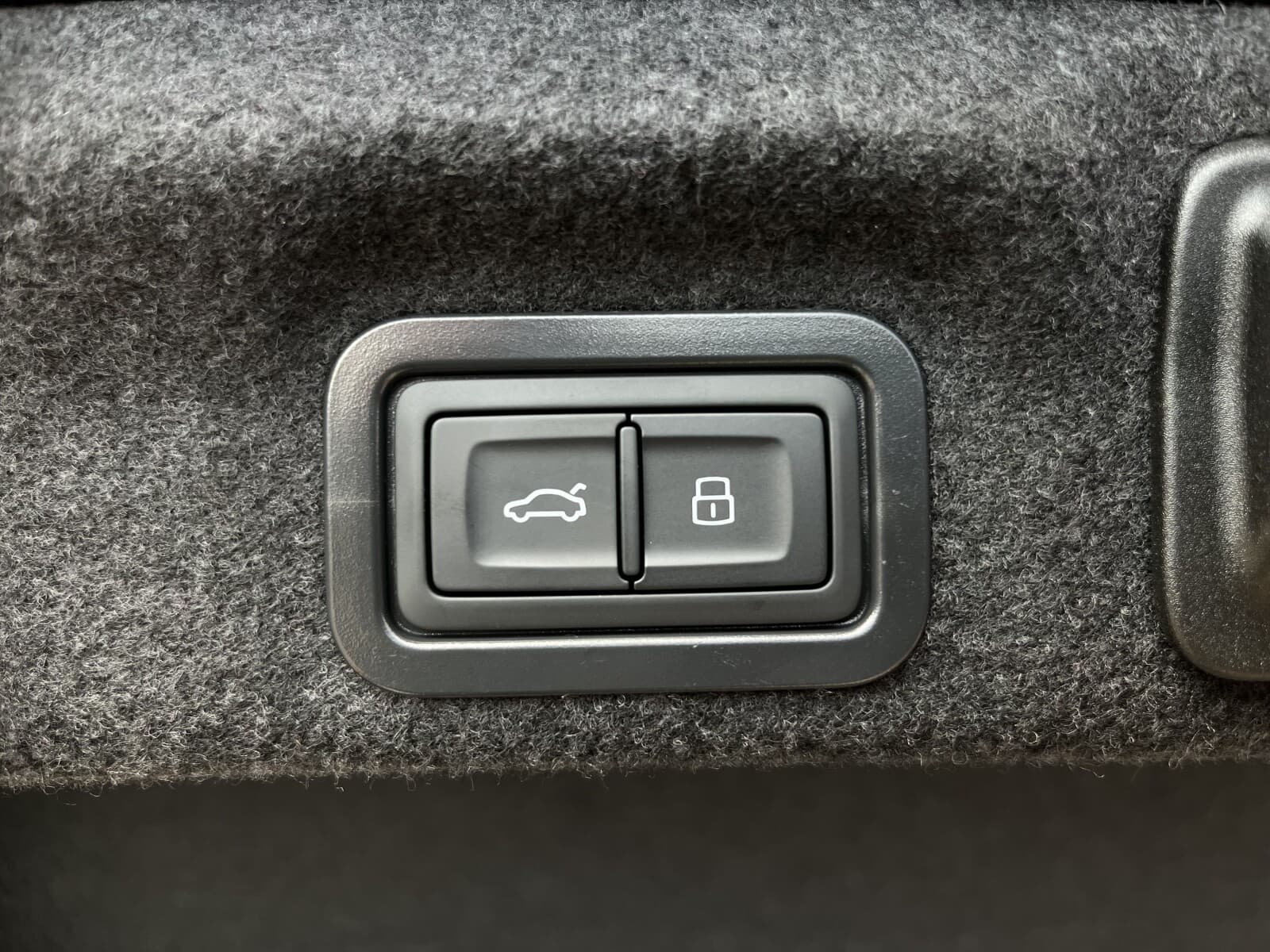 Audi A6 Limousine