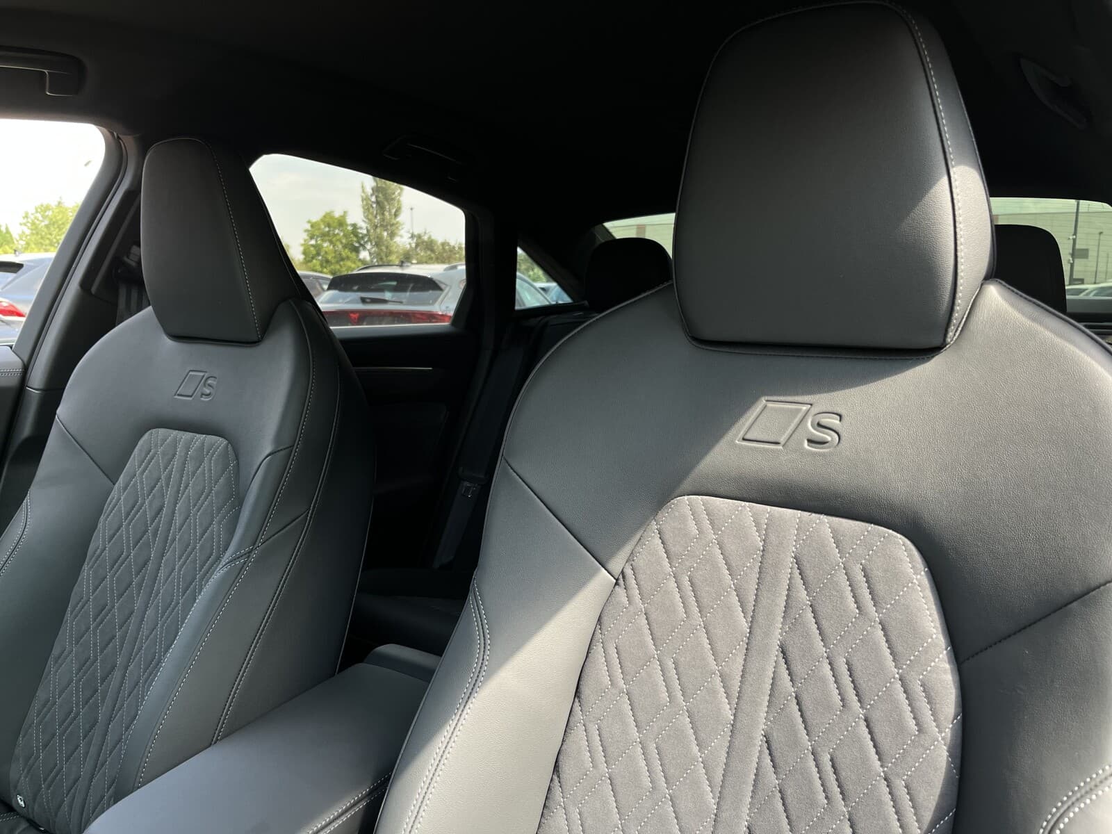 Audi A6 Limousine