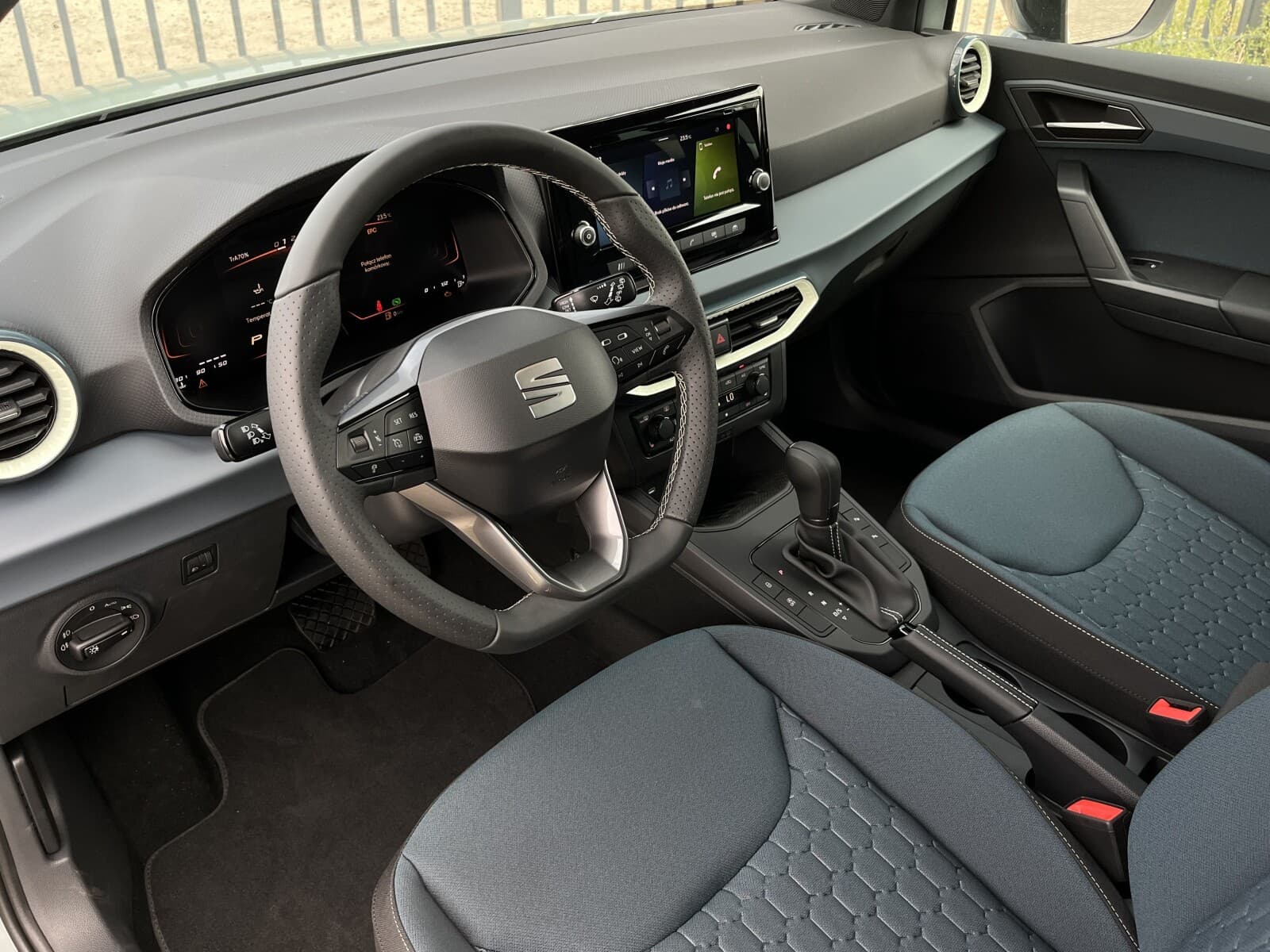 Seat Arona