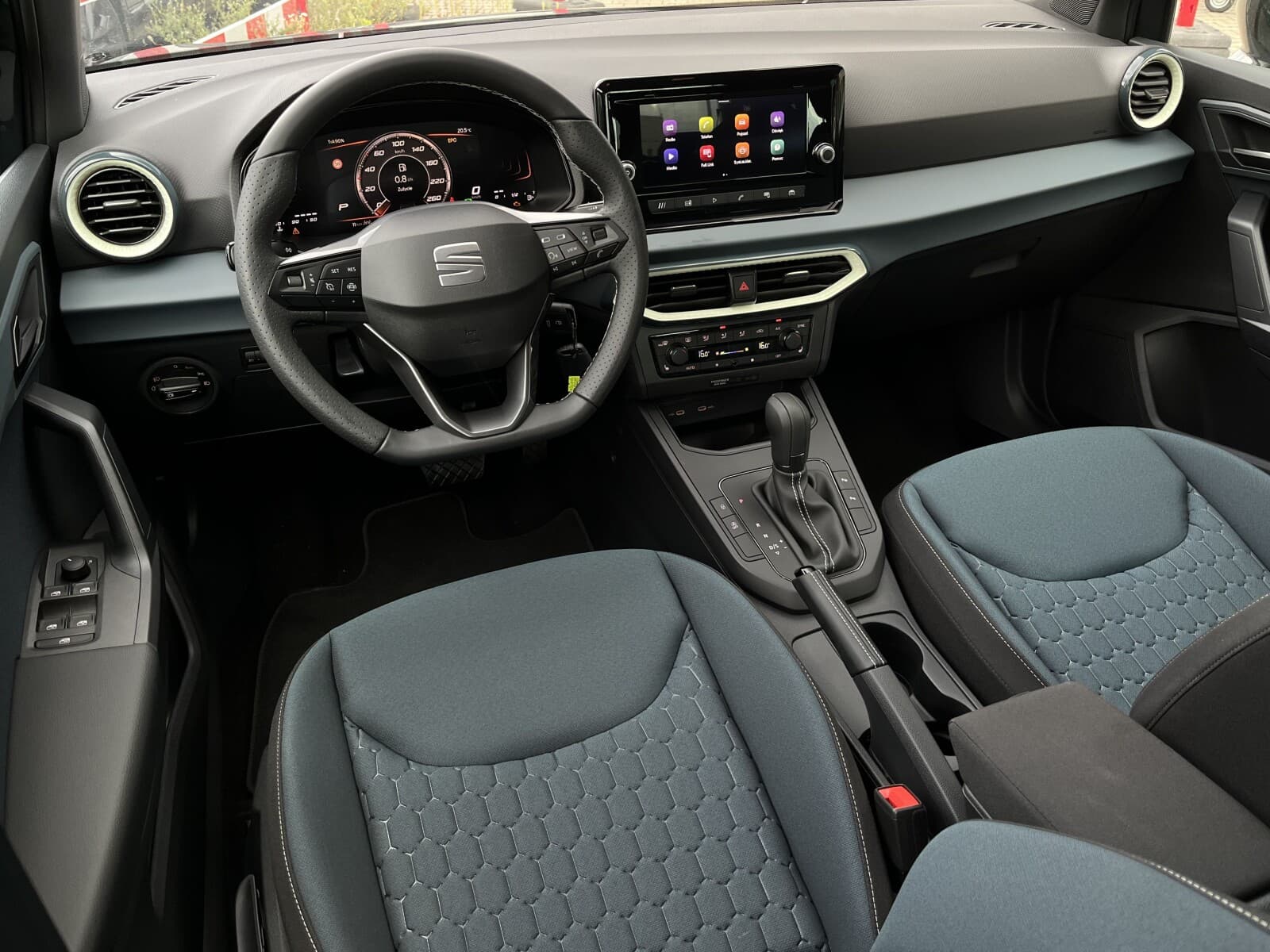 Cupra Arona