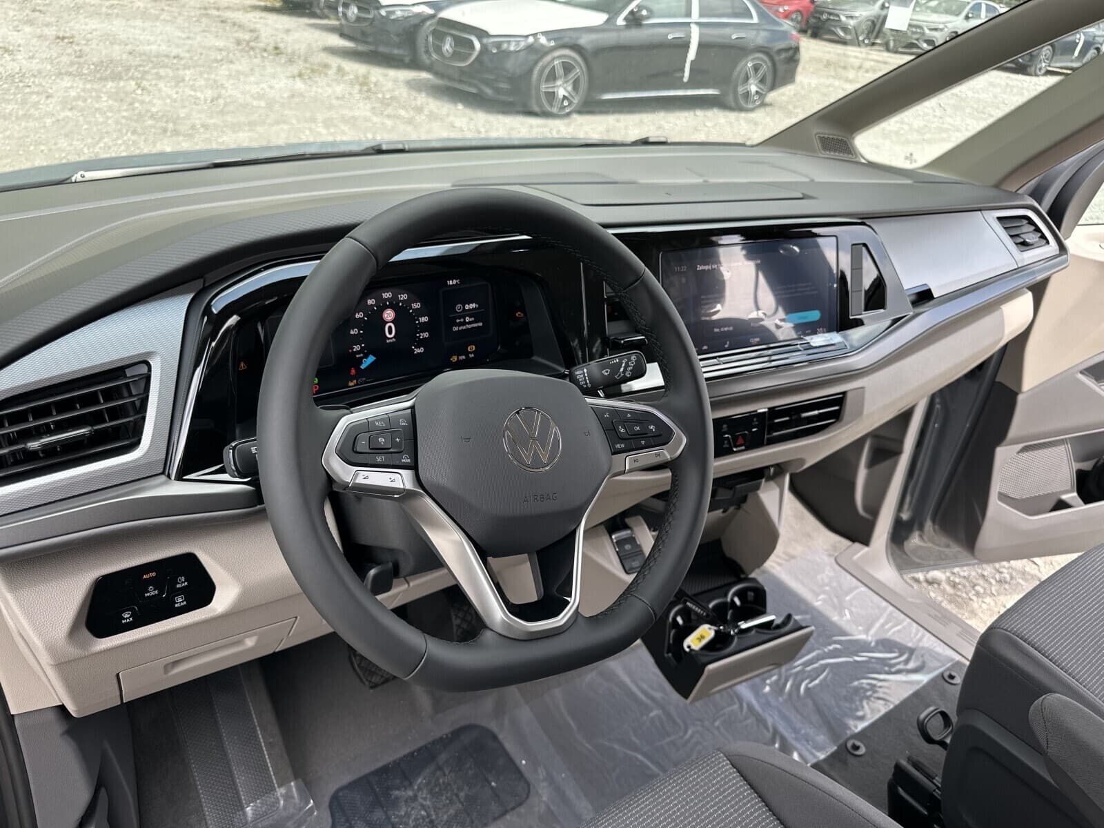 Volkswagen Nowy Multivan