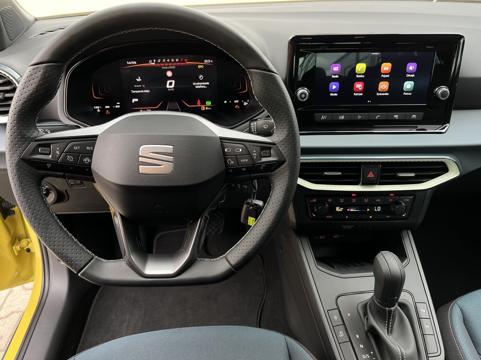 Seat Arona
