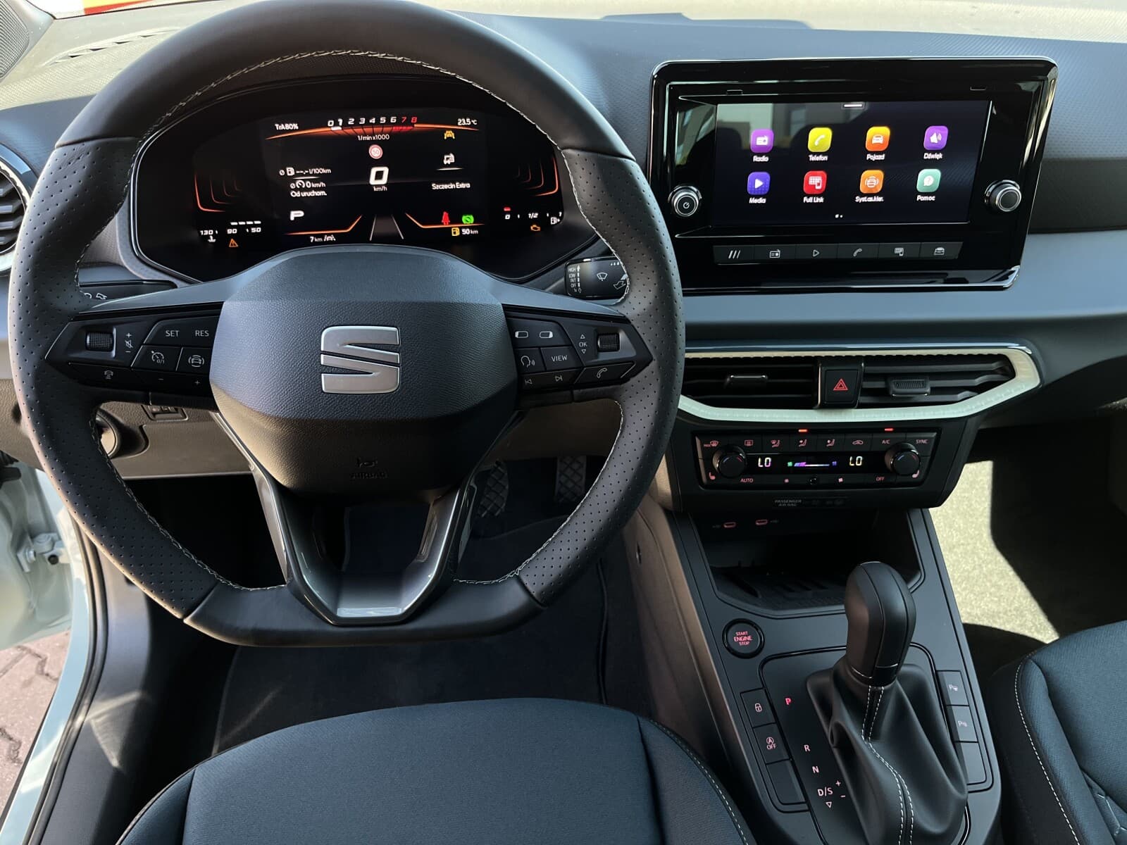Seat Arona
