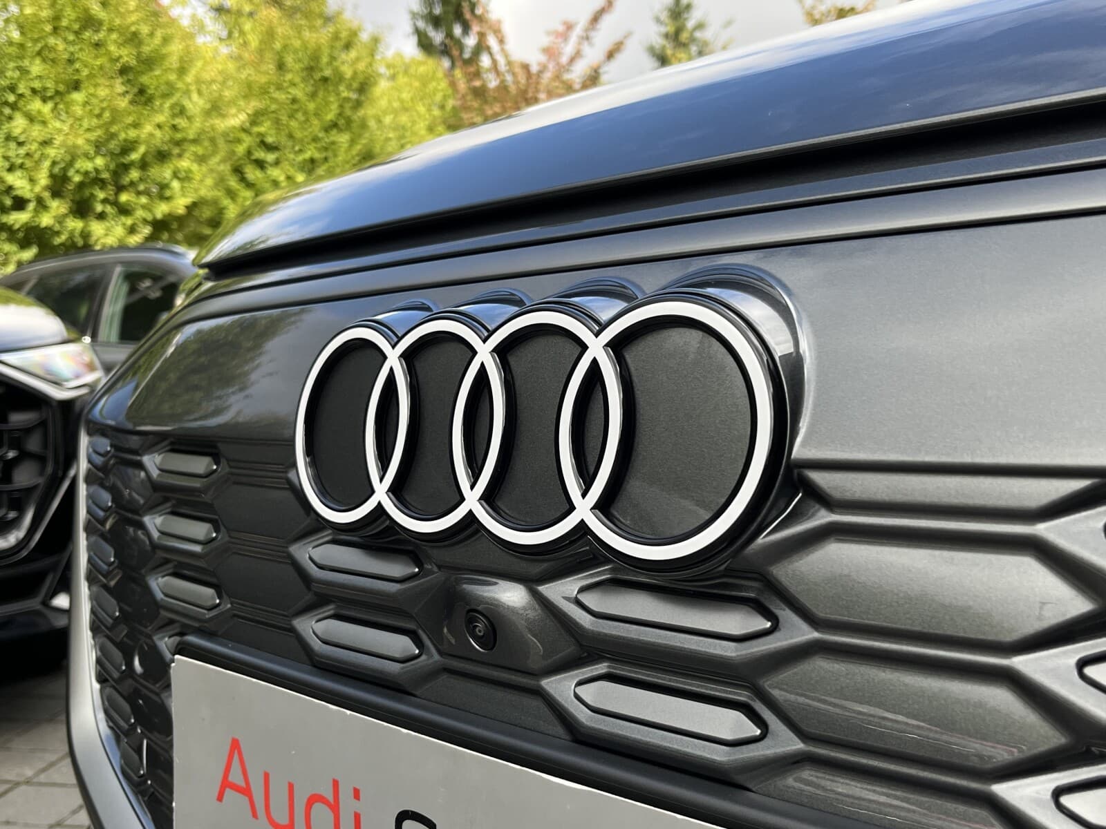 Audi Q6 e-tron