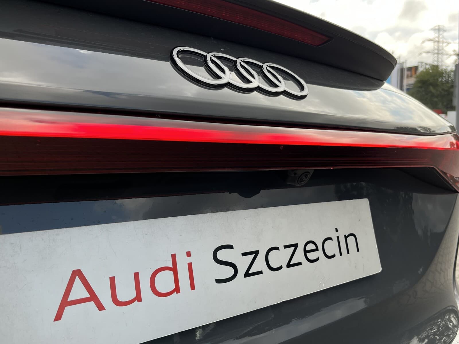 Audi Q6 e-tron