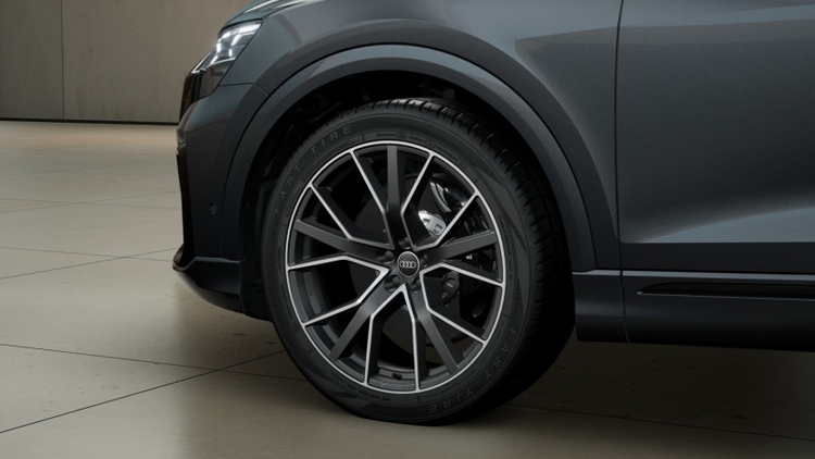 Audi SQ8 2025