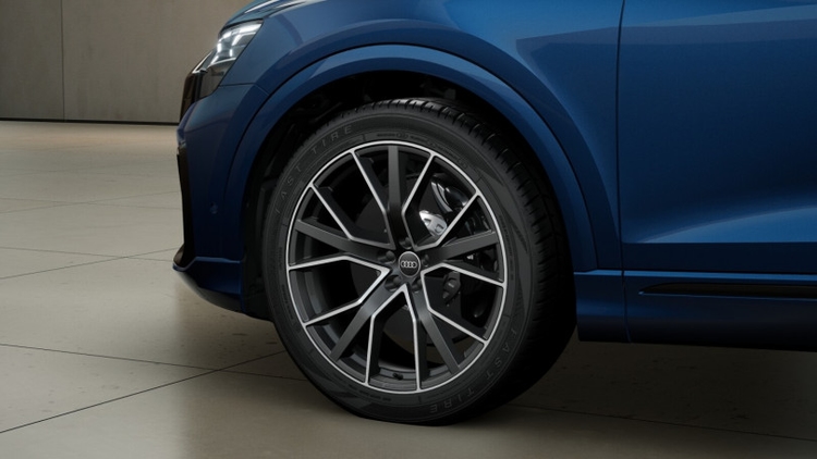 Audi SQ8 2025