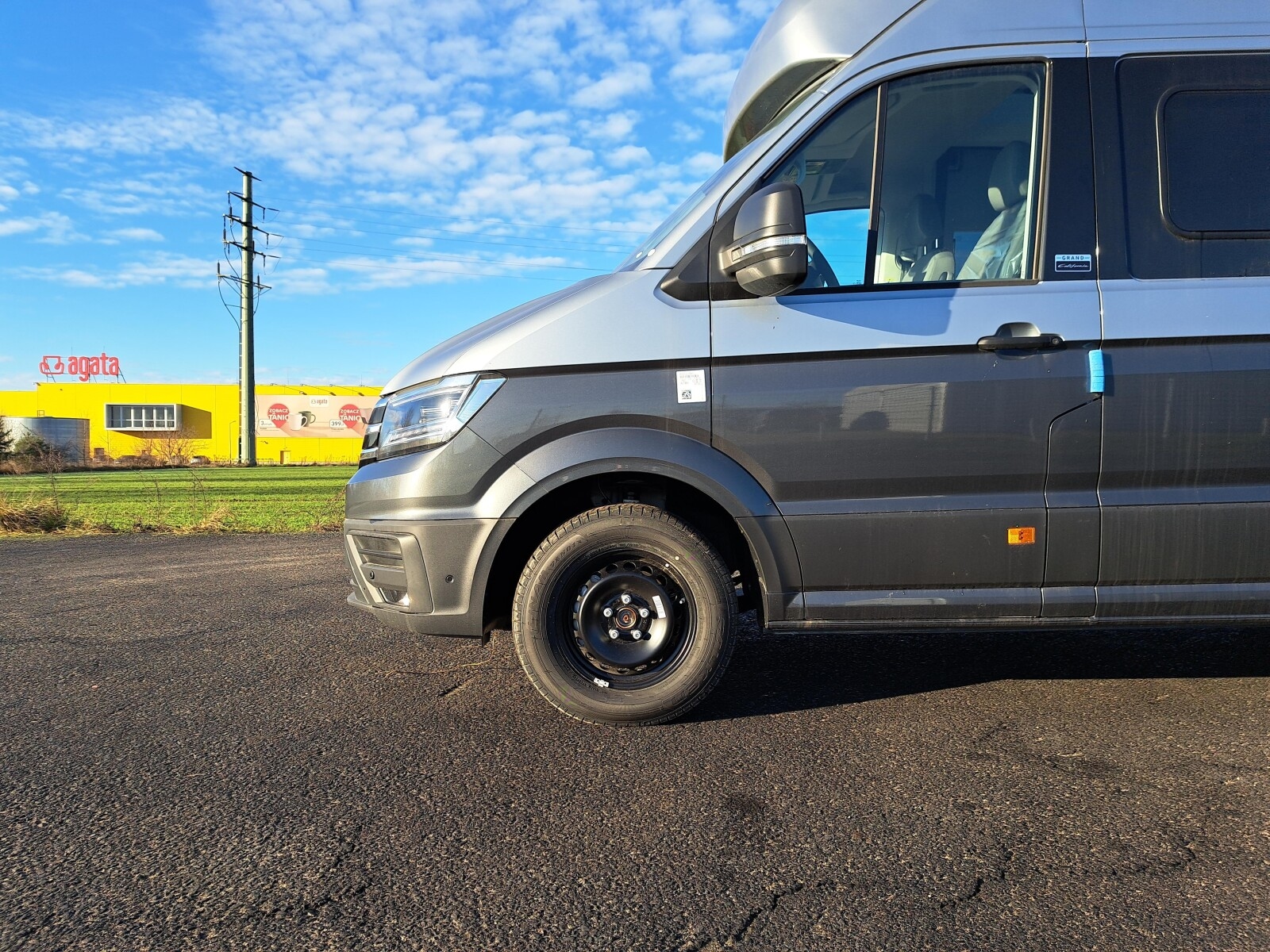 Volkswagen Grand California