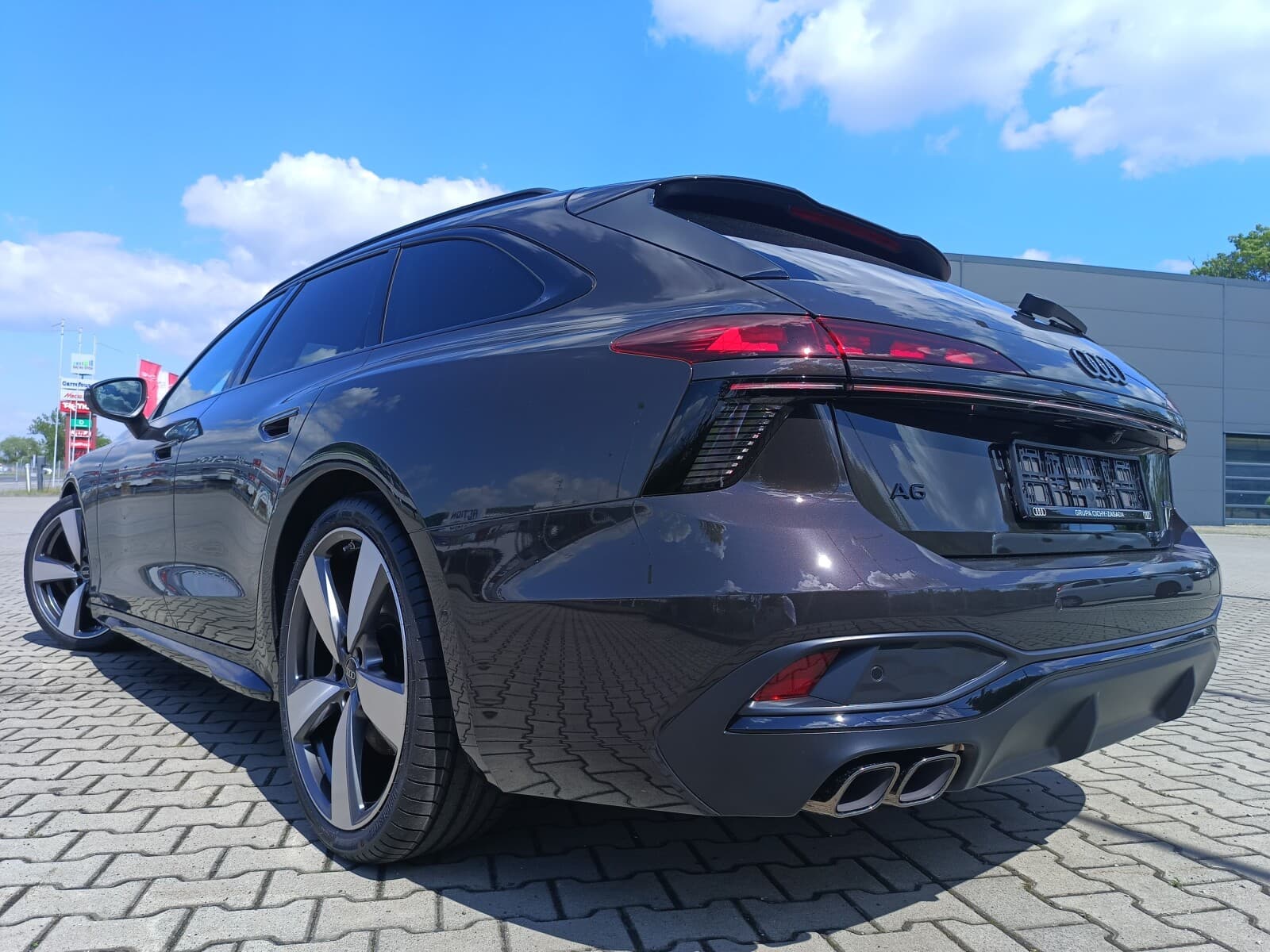 Audi A6 Avant
