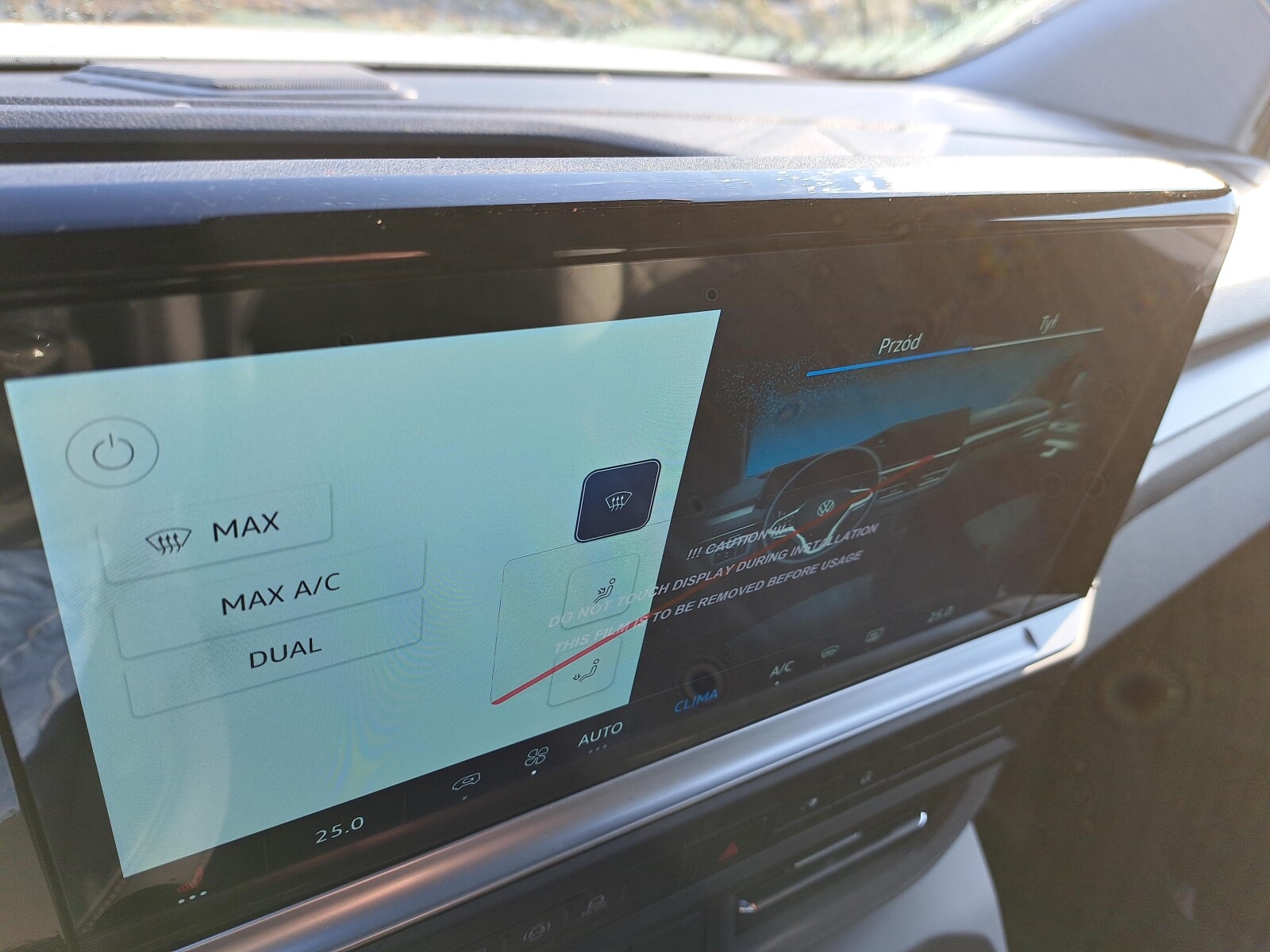 Volkswagen Nowa Caravelle