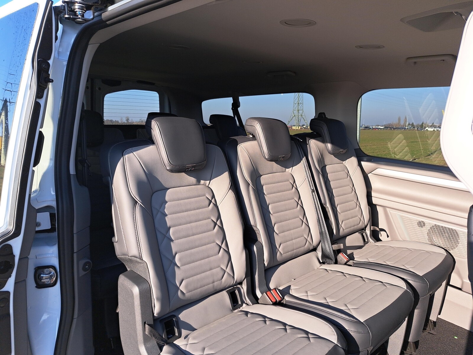 Volkswagen Nowa Caravelle